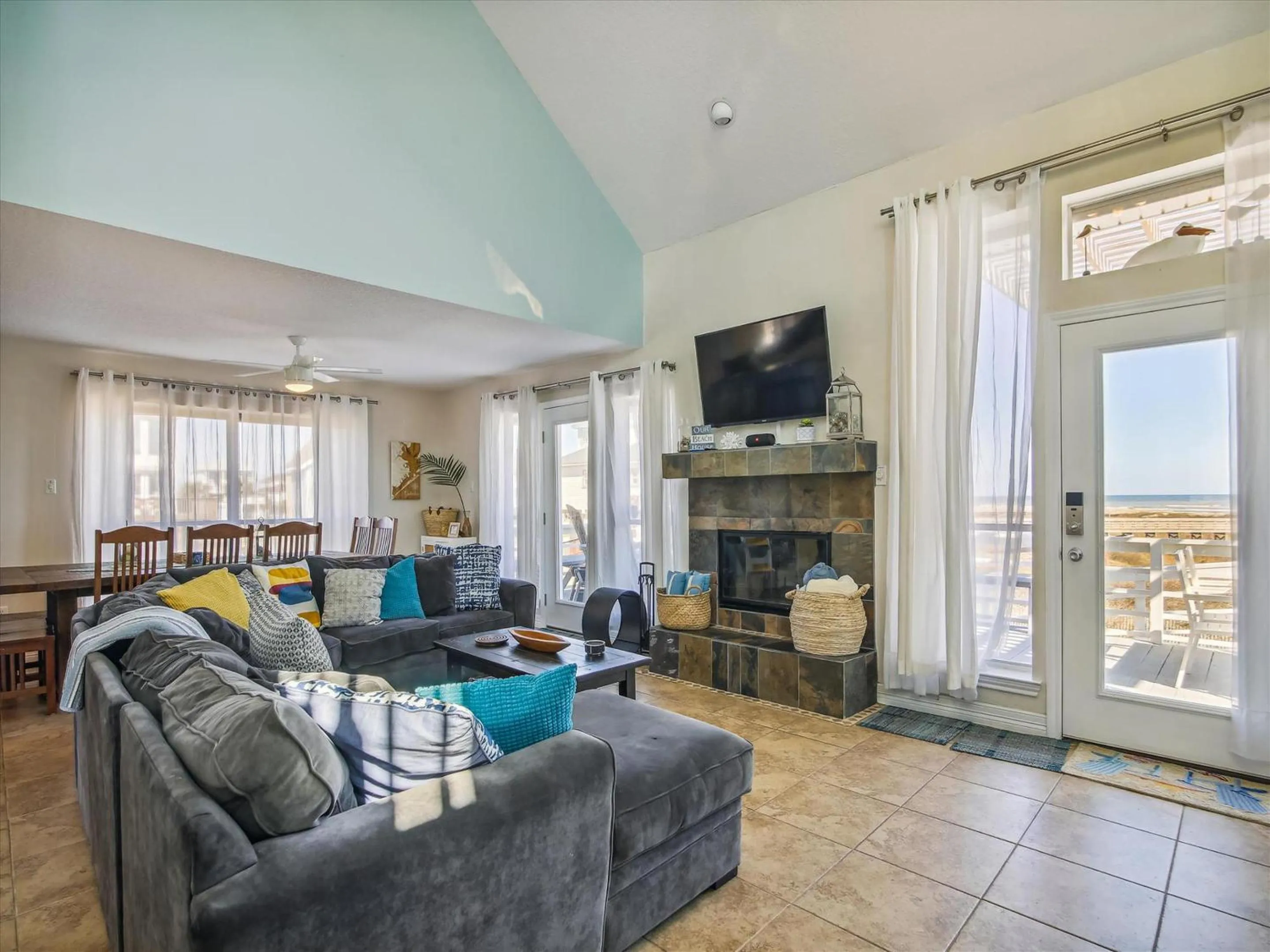 Property building in La Dolce Vita Playa San Luis