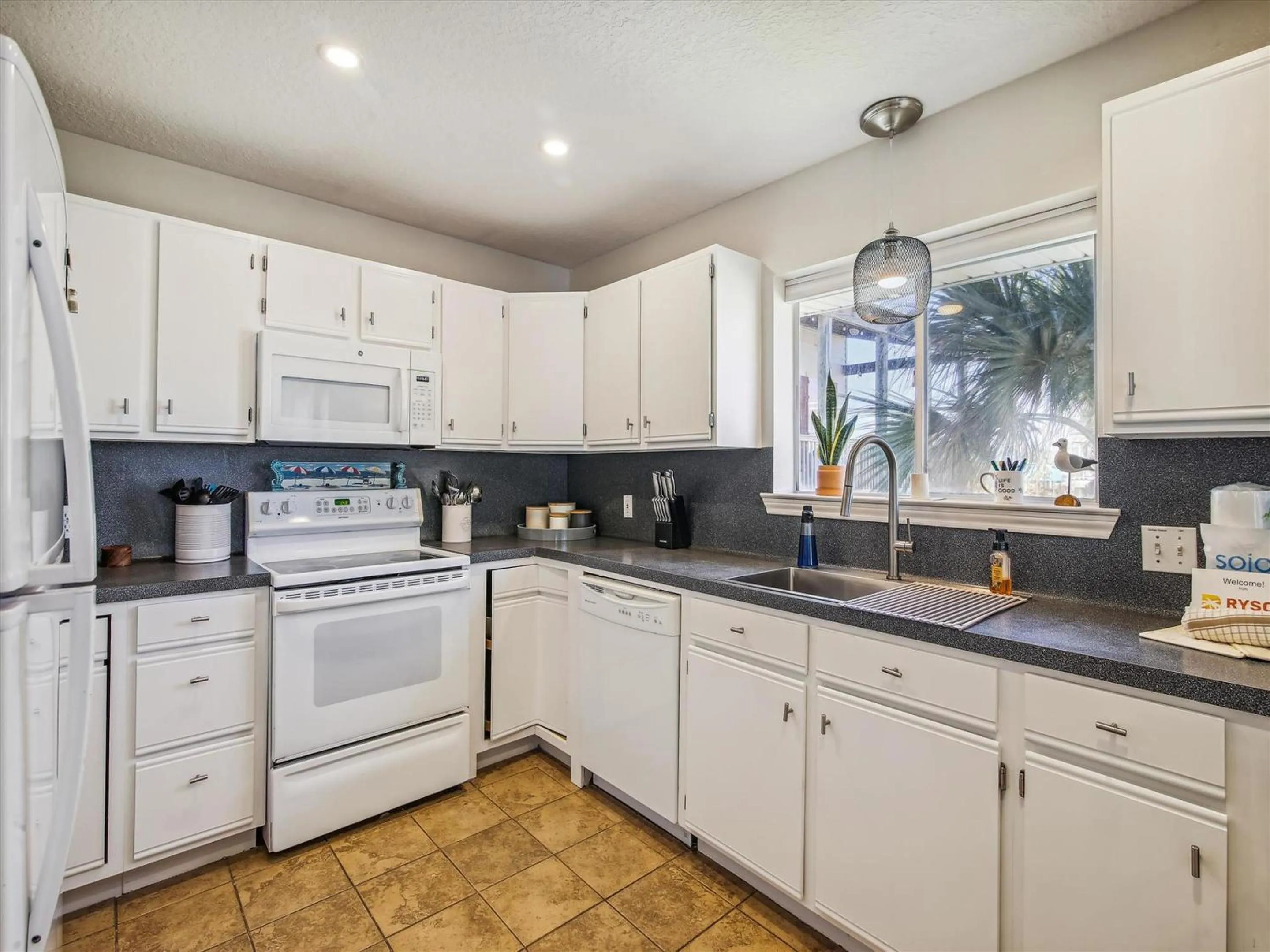 Property building in La Dolce Vita Playa San Luis