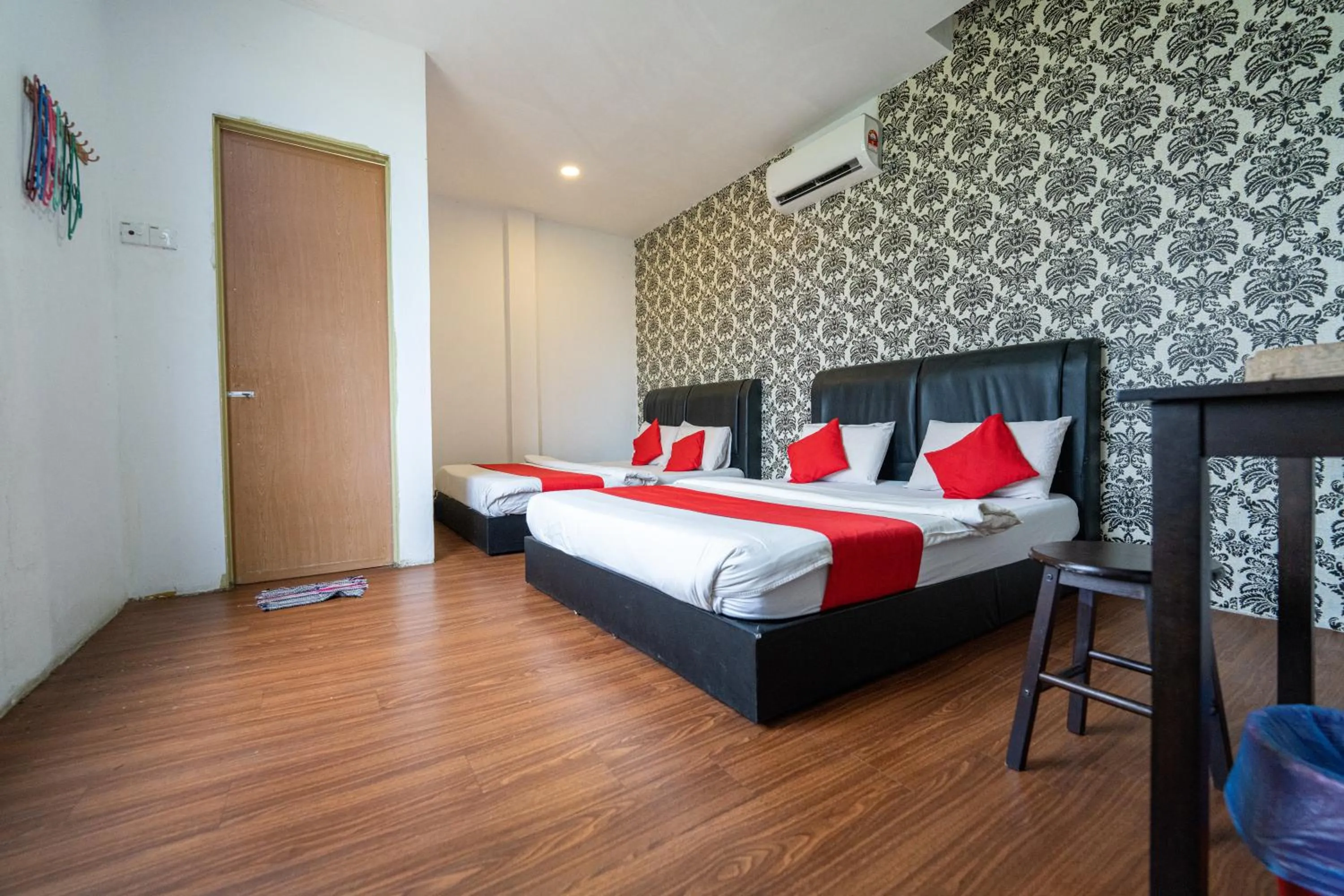 Property building, Bed in MRJ Hotel Wakaf Che Yeh 2