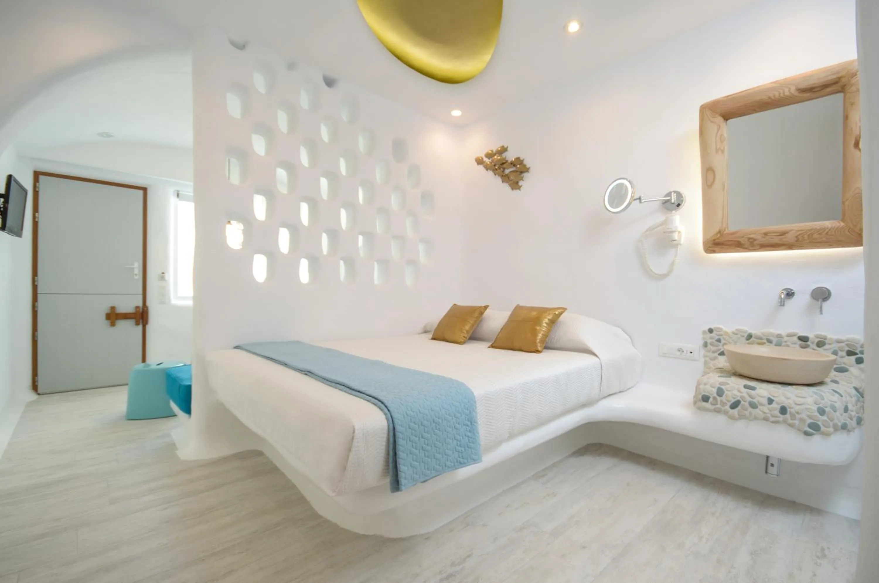 Living room, Bed in Orkos Beach Hotel