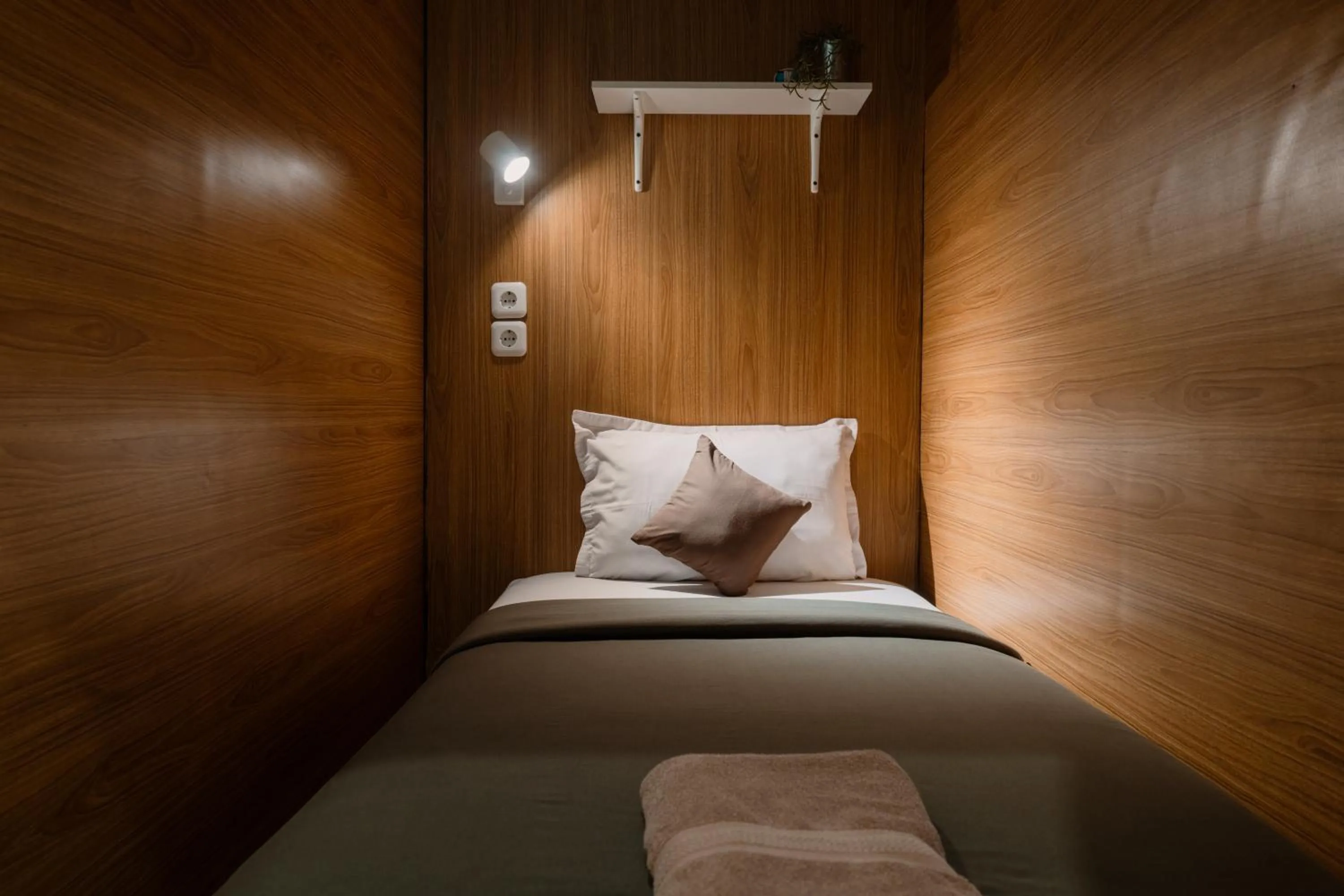 Bed in Snooze Malang