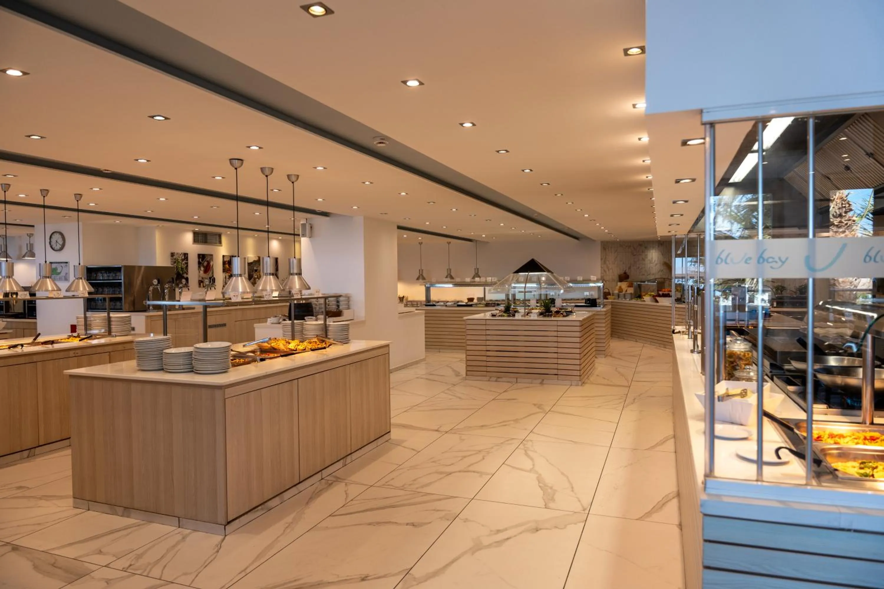 Restaurant/places to eat in Blue Bay Resort Hotel