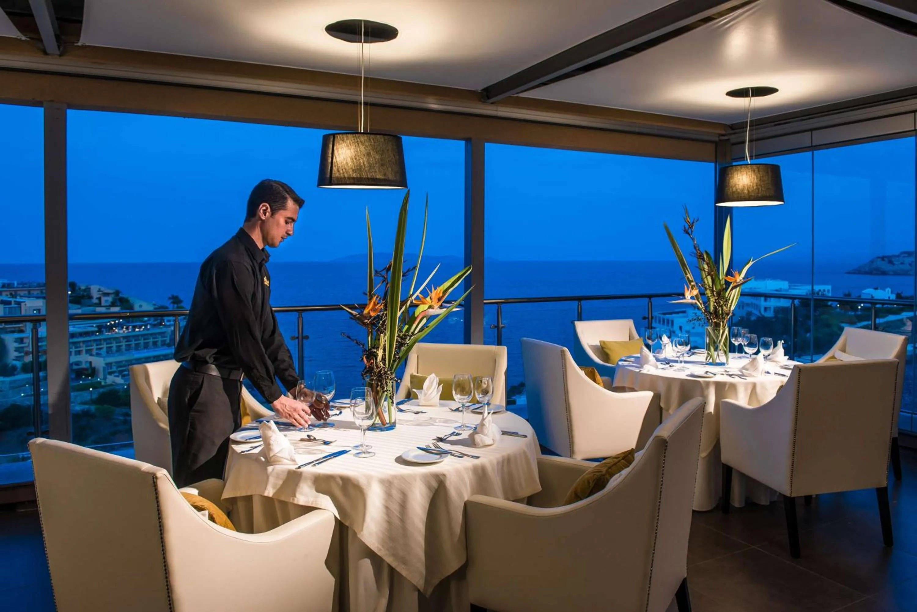 Restaurant/places to eat in Blue Bay Resort Hotel