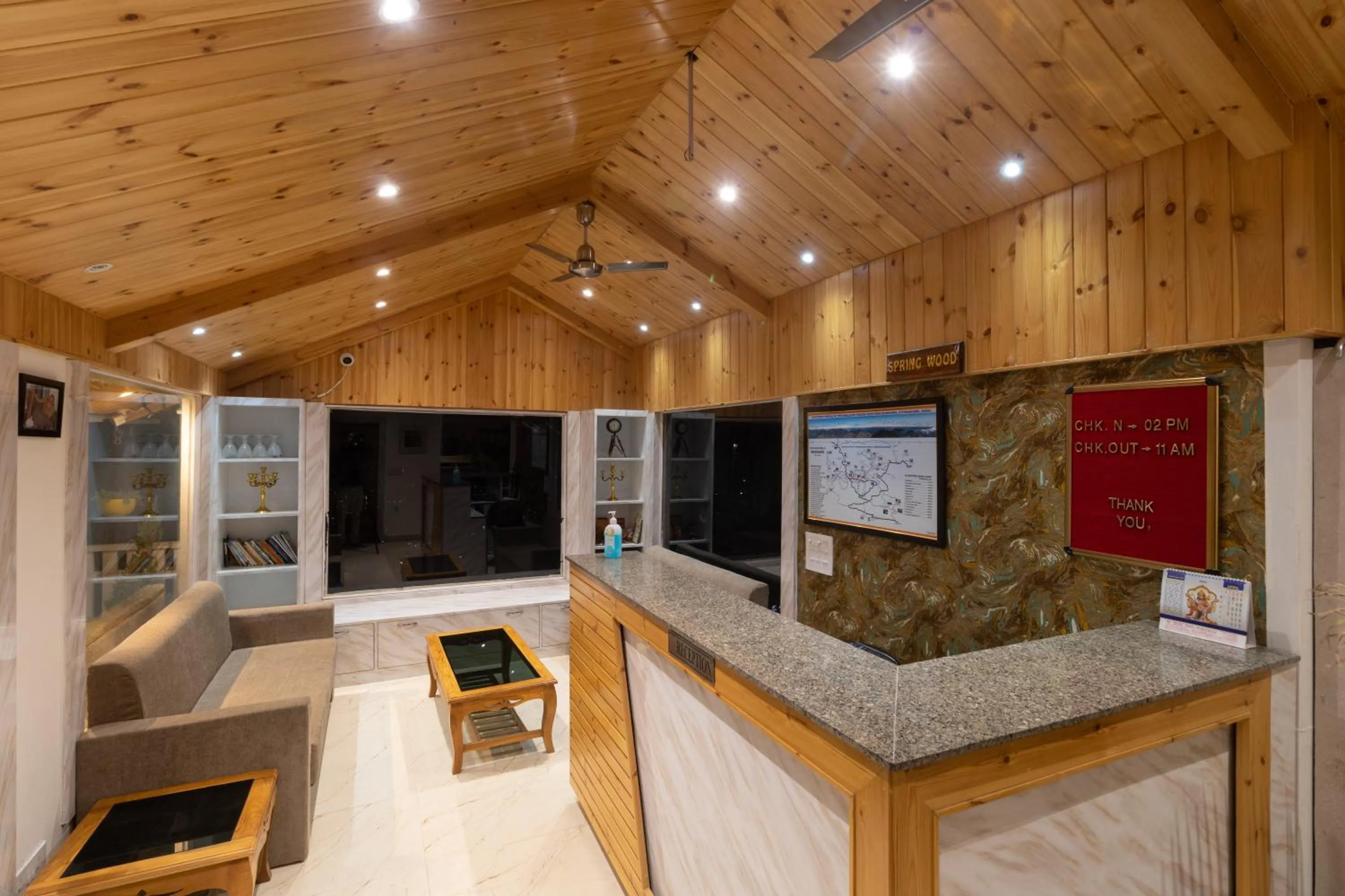 Lobby or reception in Hotel Spring Wood