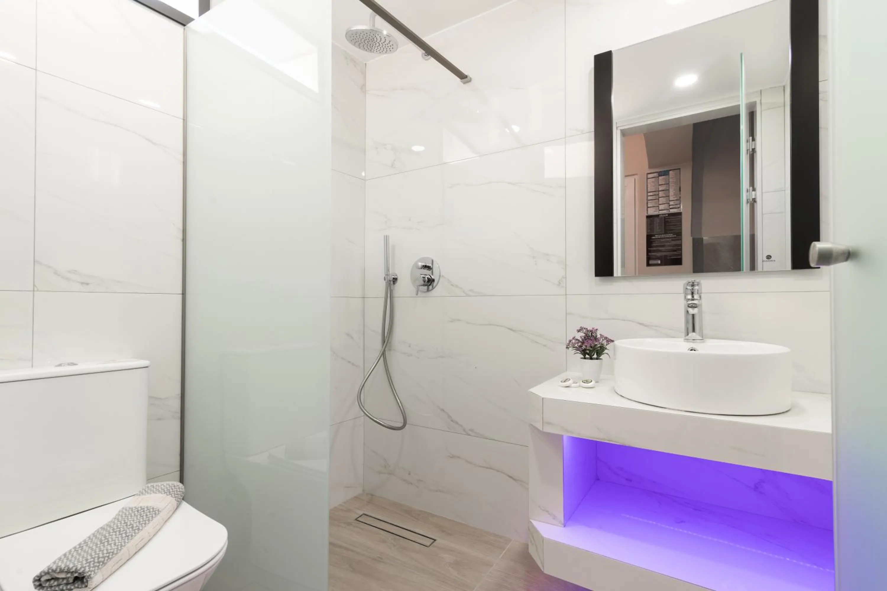 Shower in Savvas Hotel