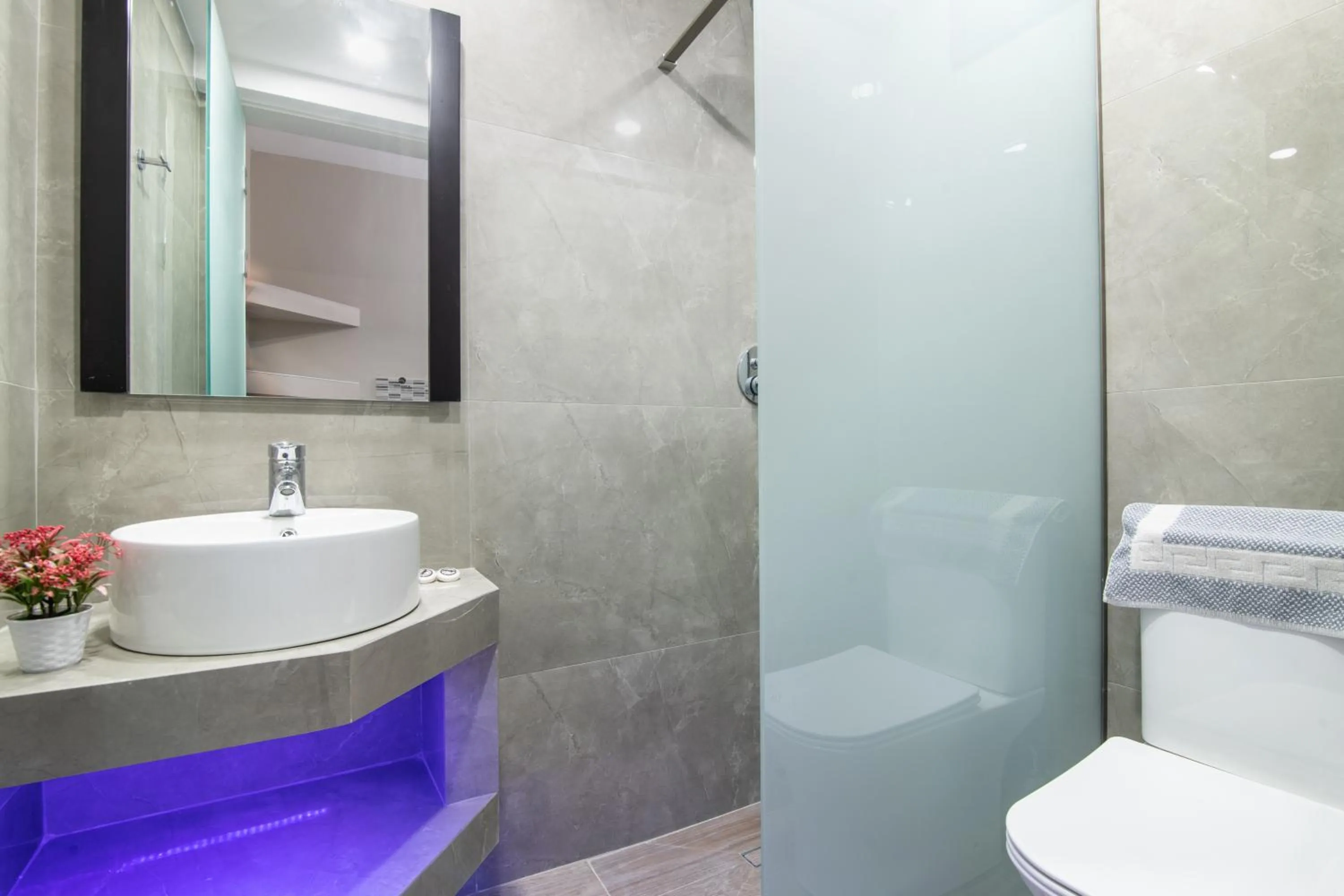 Shower in Savvas Hotel