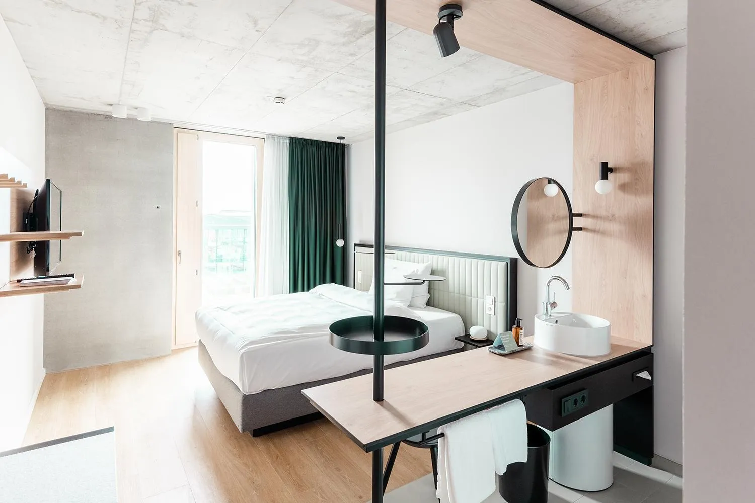 Bedroom, Bed in Coreum Hotel