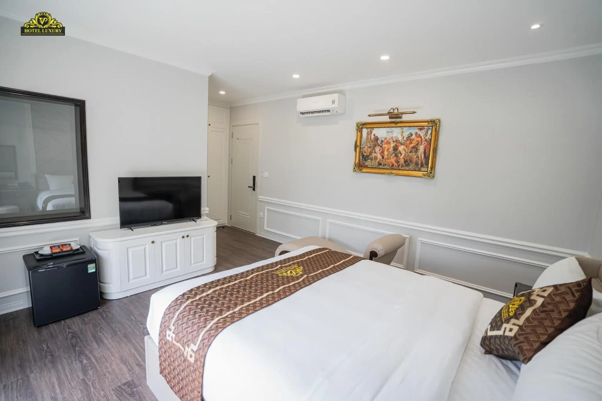 Bed in VP Hotel Luxury