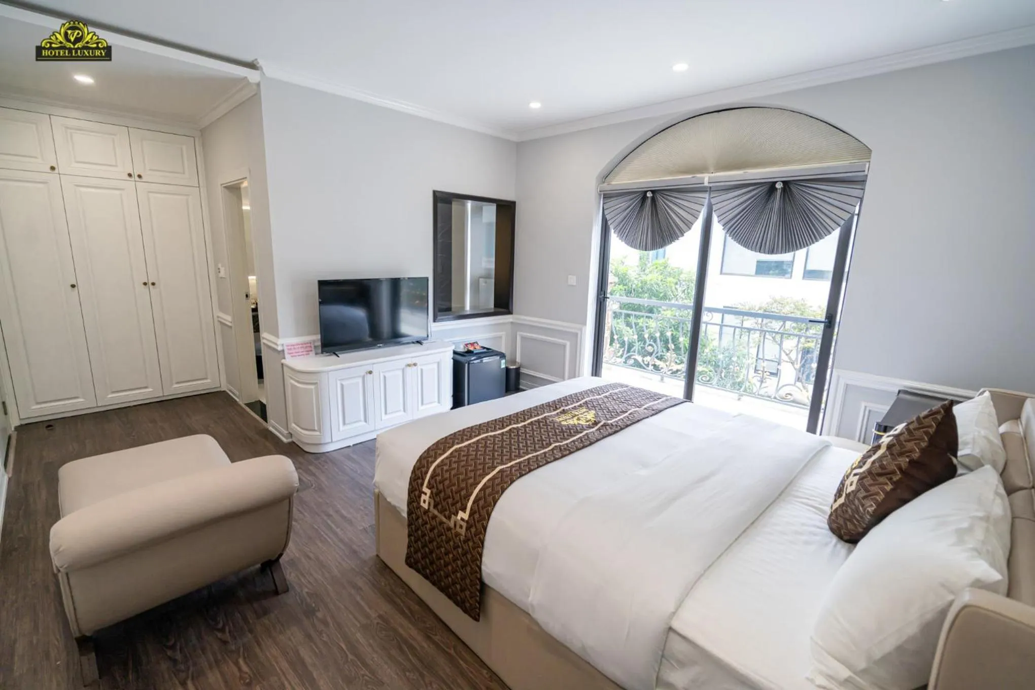 Bed in VP Hotel Luxury