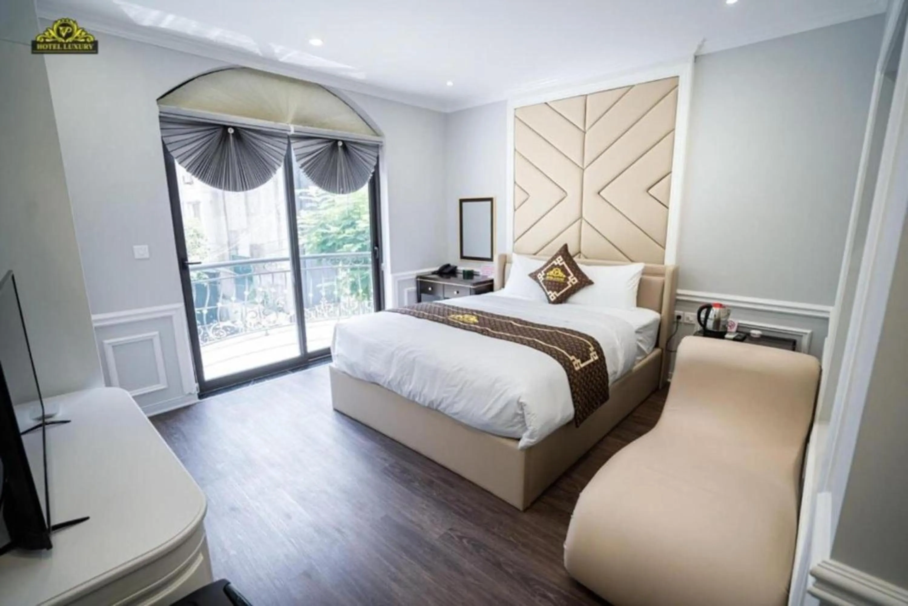 Bed in VP Hotel Luxury