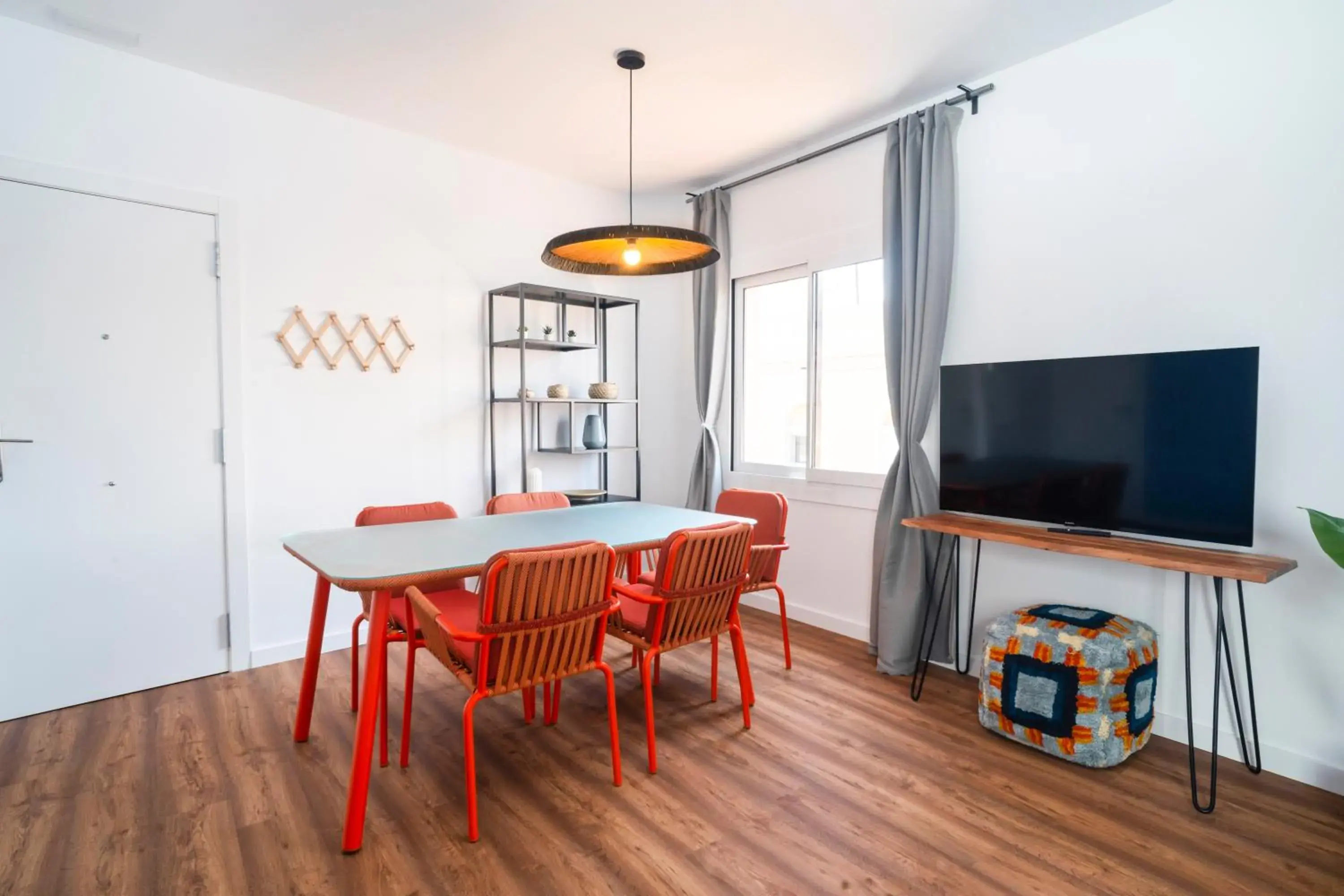 Three-Bedroom Apartment in Caliu Apartments Barcelona - Camp Nou Three-Bedroom Apartment in Caliu Apartments Barcelona - Camp Nou