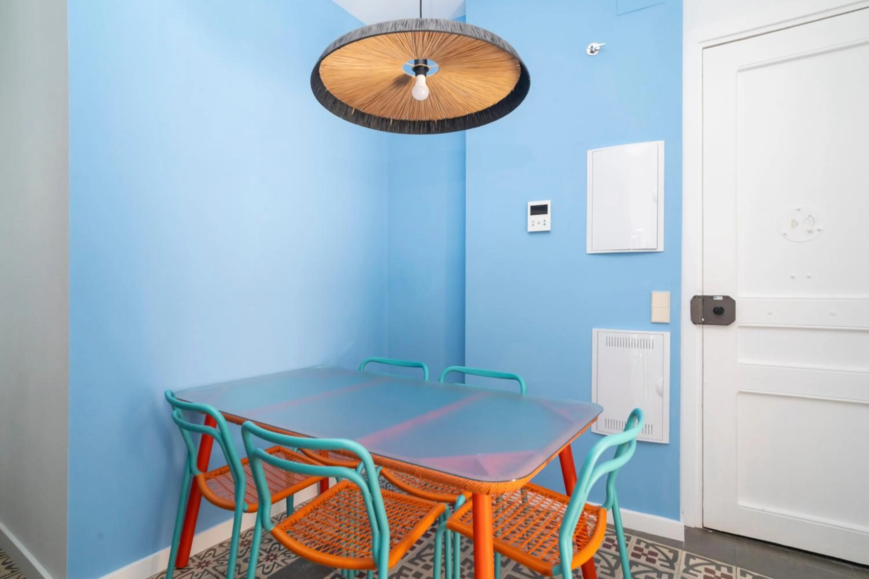 Dining area in Caliu Apartments Barcelona - Camp Nou