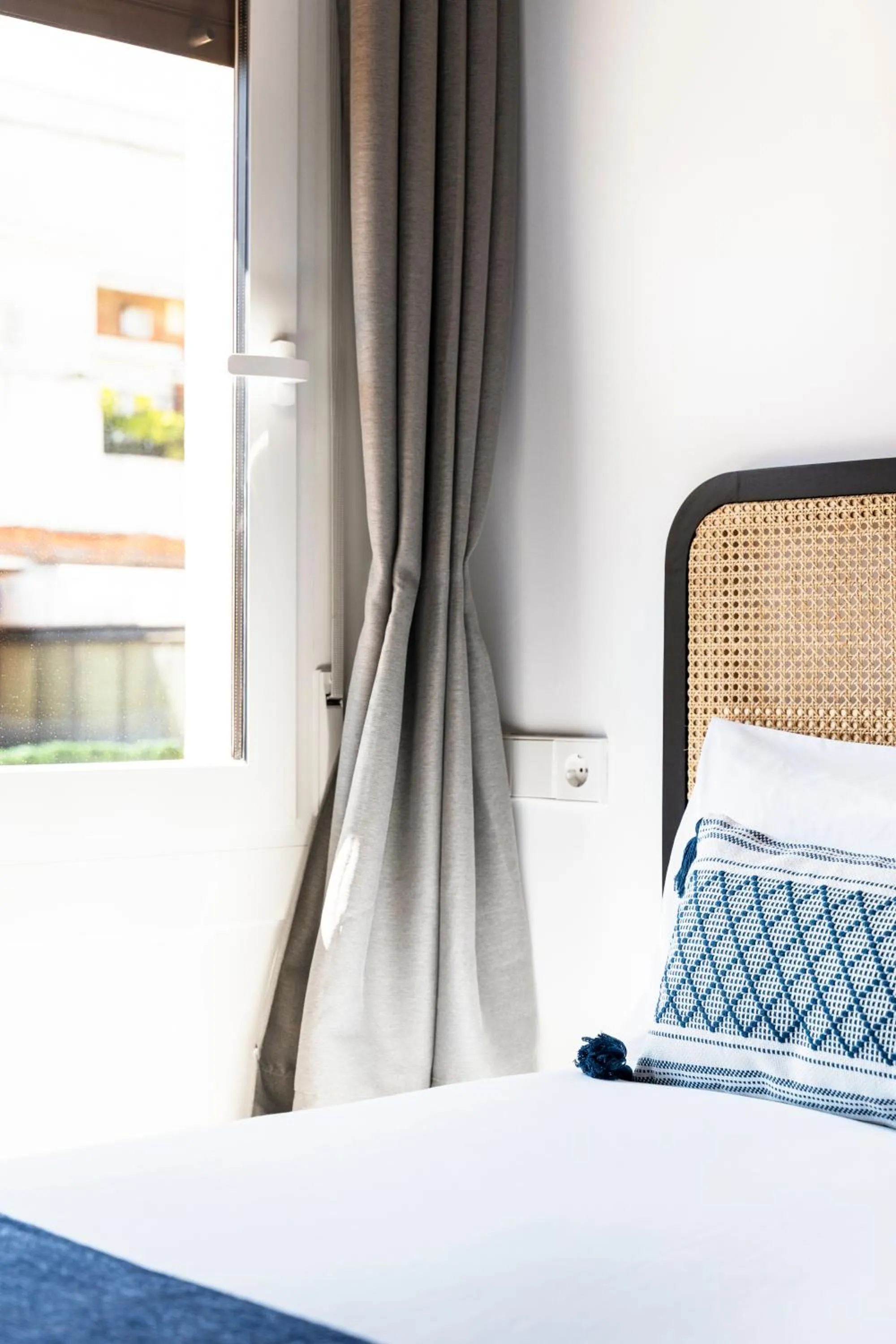 Bedroom, Bed in Caliu Apartments Barcelona - Camp Nou