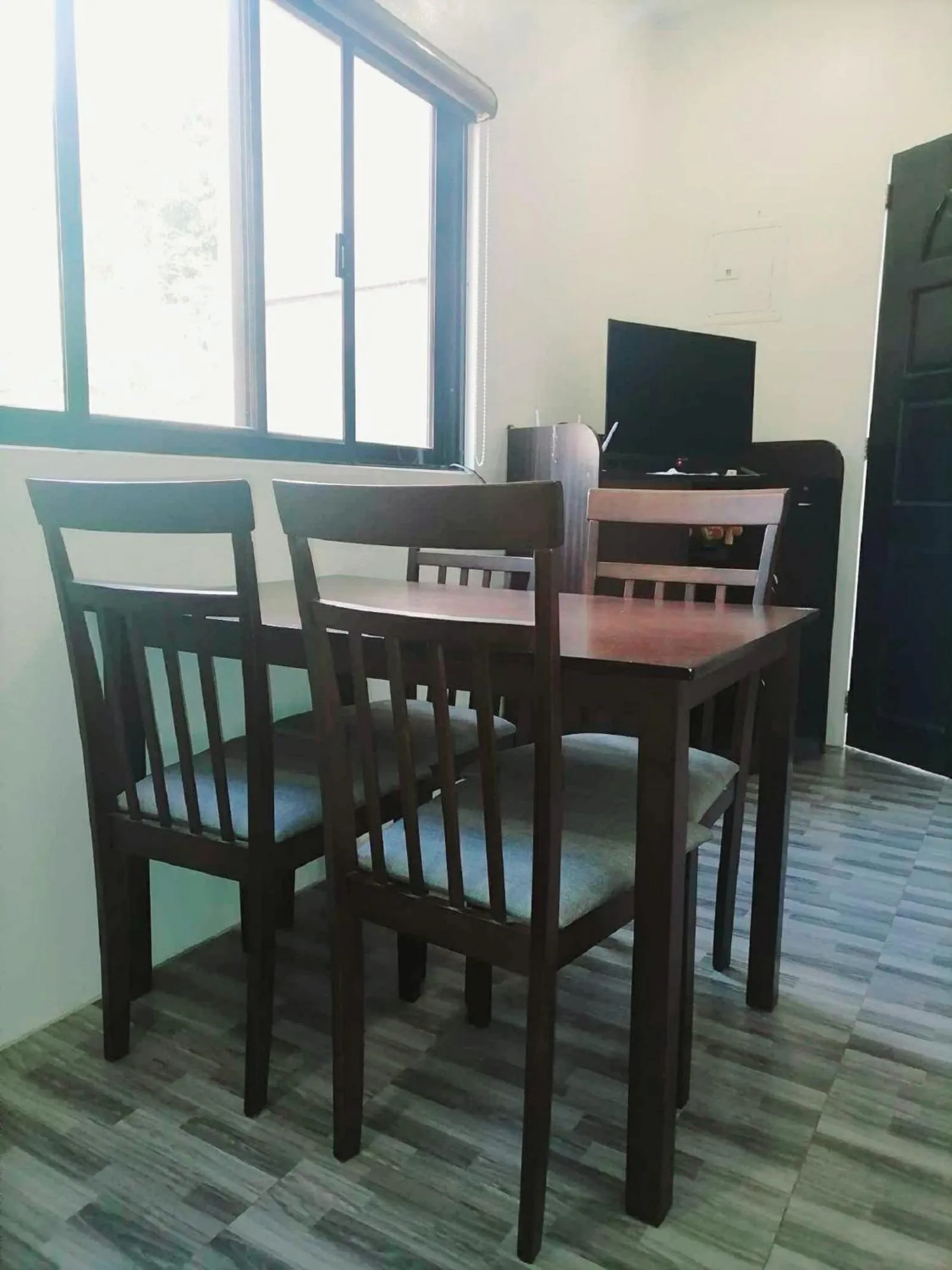 Dining area in Avana Hills Boracay Prime Residence Suite 201