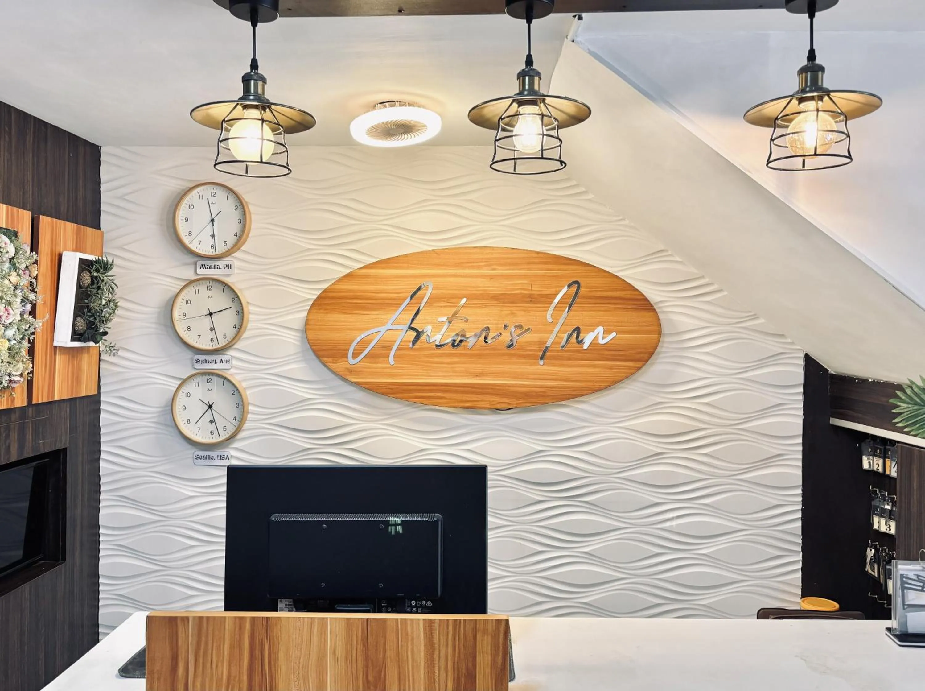 Lobby or reception in Anton's Inn