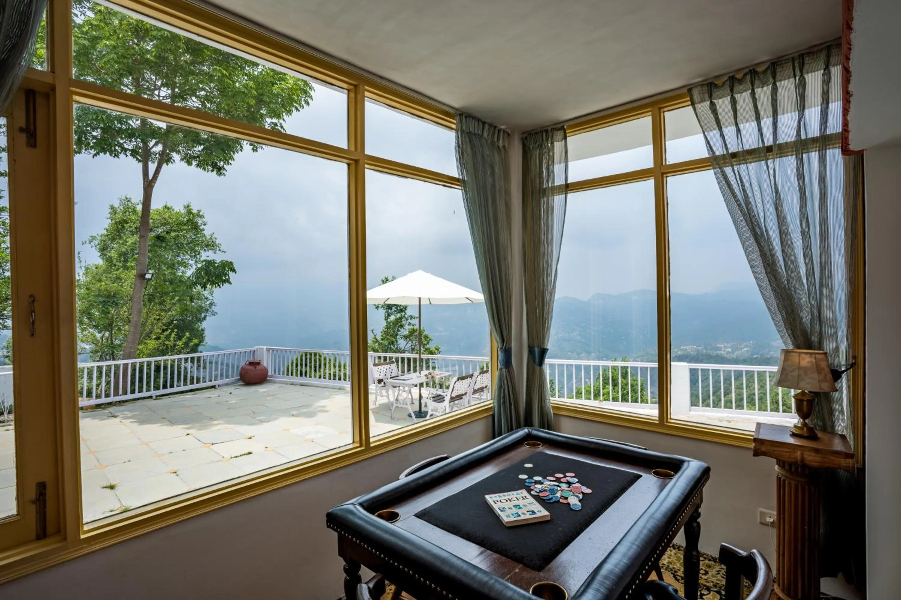 Game Room in Te Aroha By Shervani