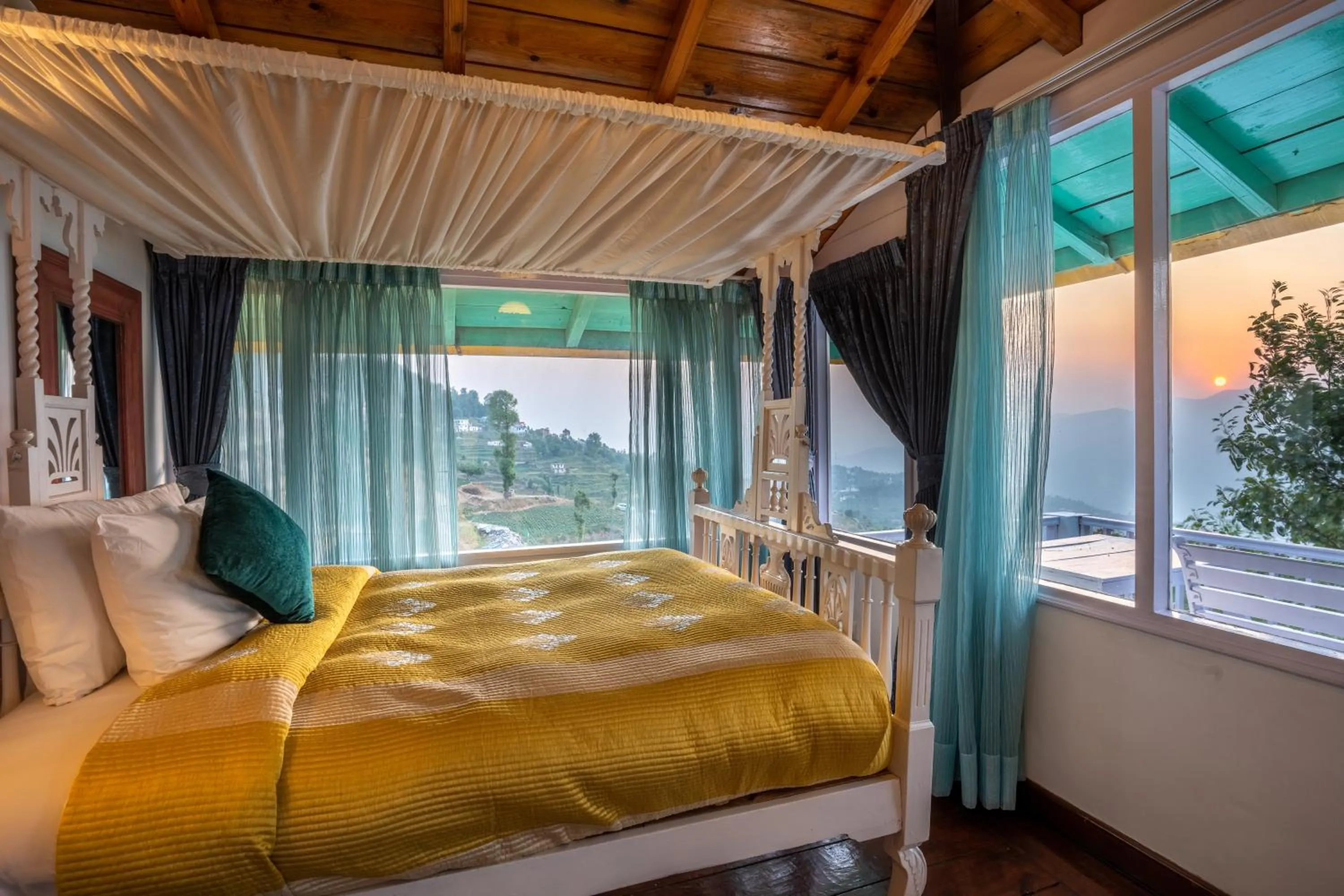 Bed in Te Aroha By Shervani