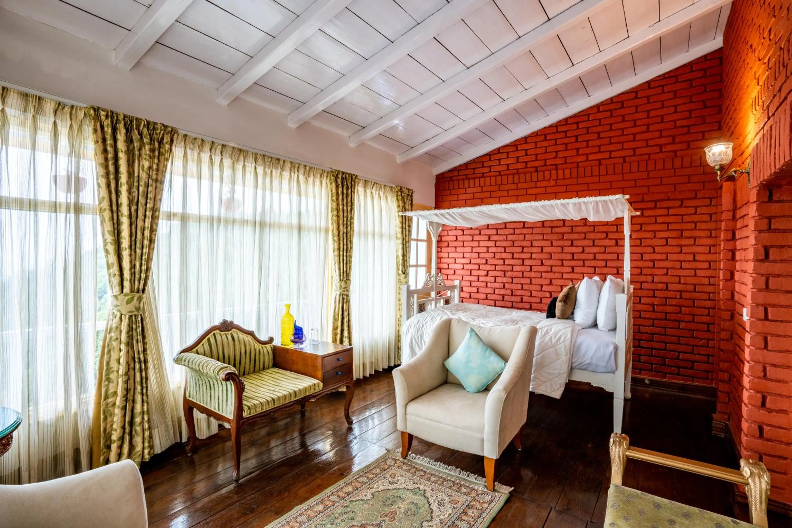 Seating area, Bed in Te Aroha By Shervani