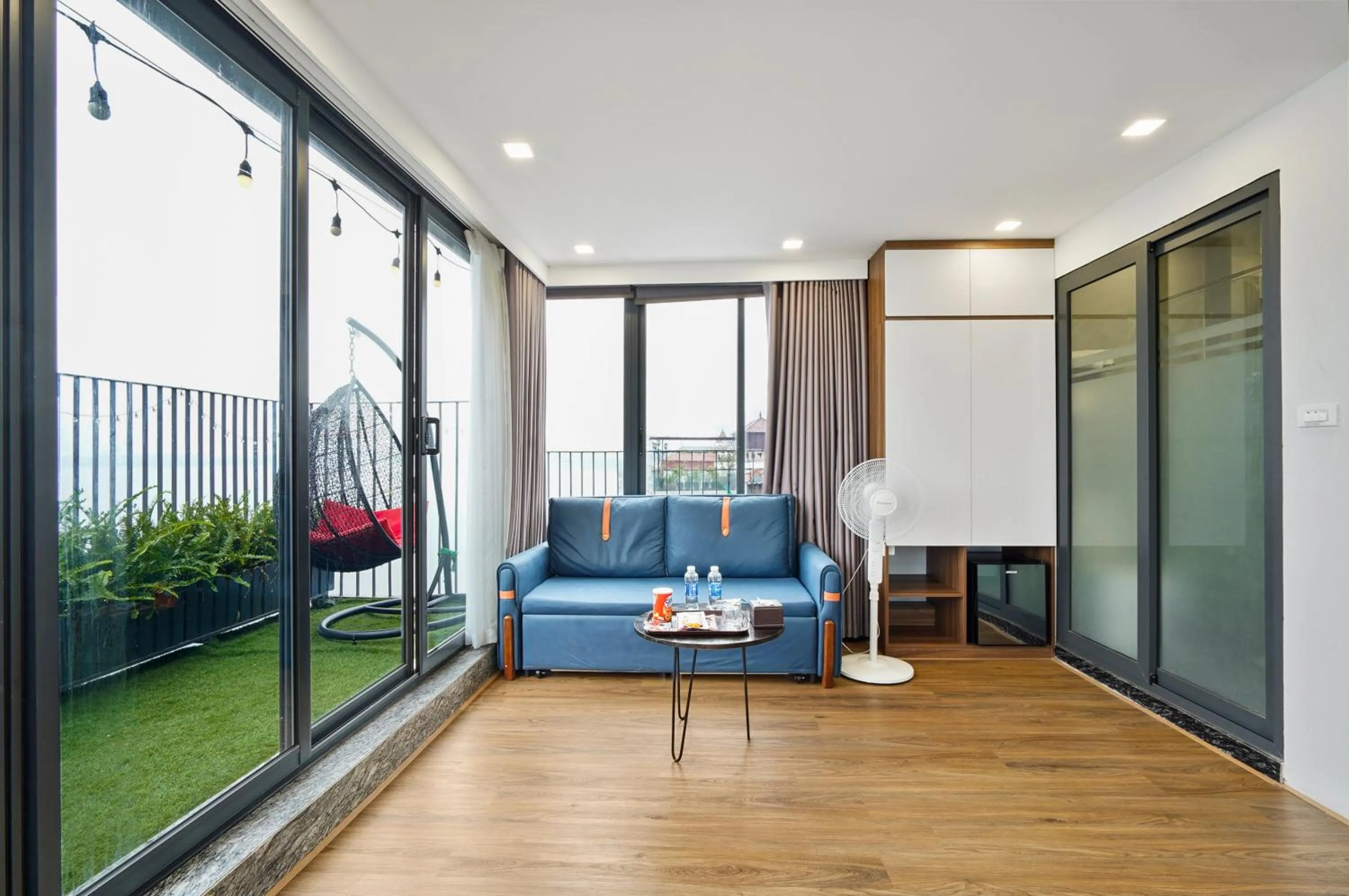 Patio in Lake View Hotel