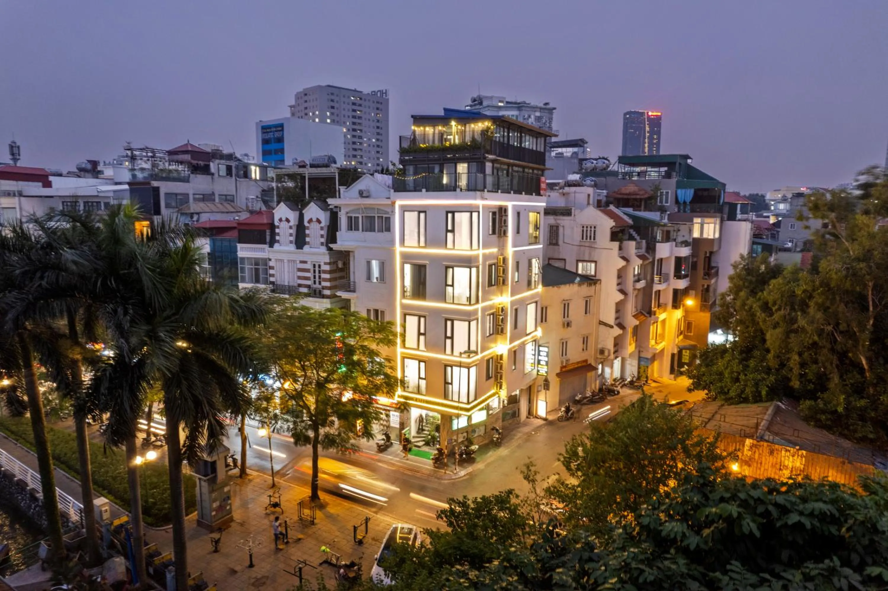 Property building in Lake View Hotel