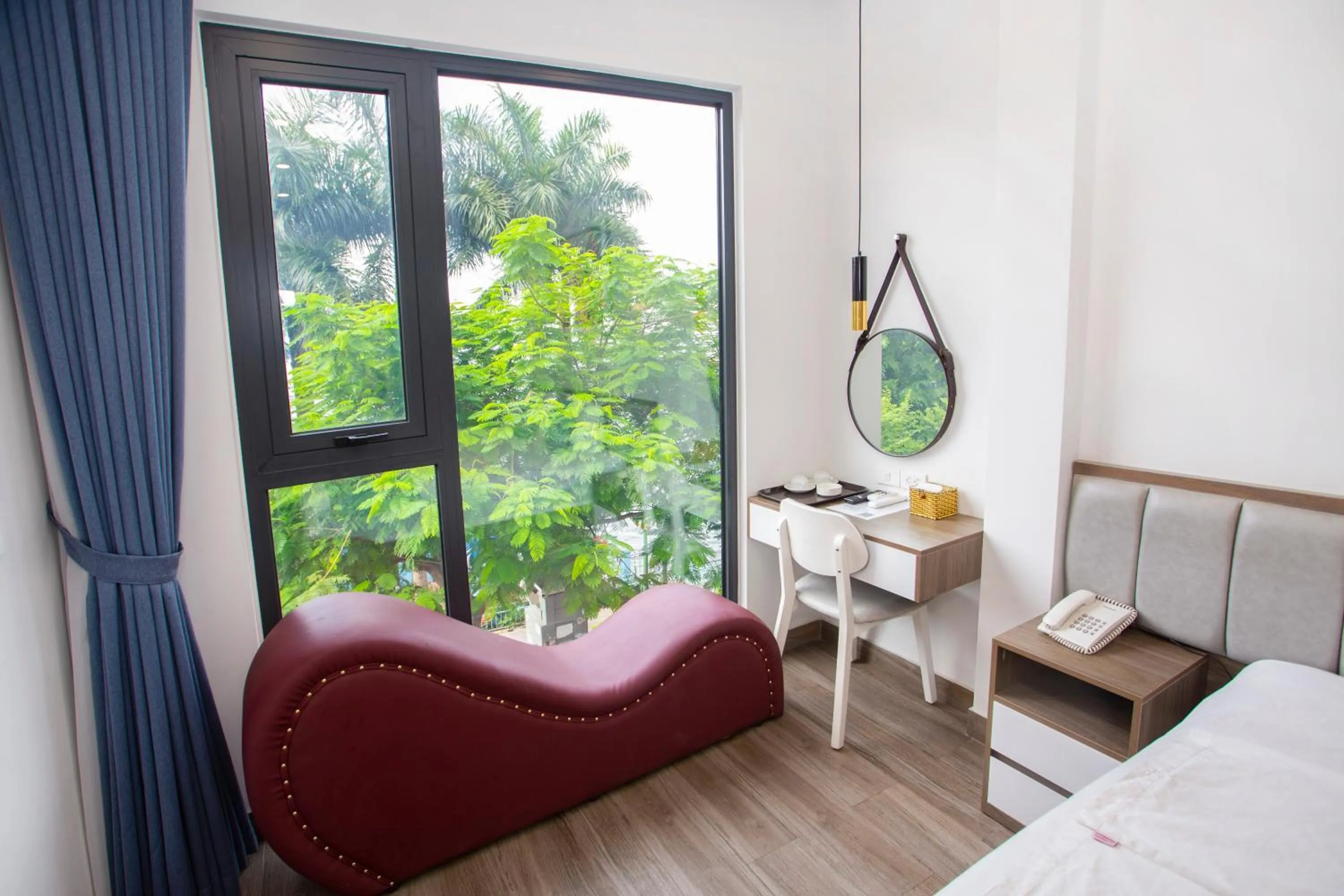 View (from property/room), Bed in Lake View Hotel