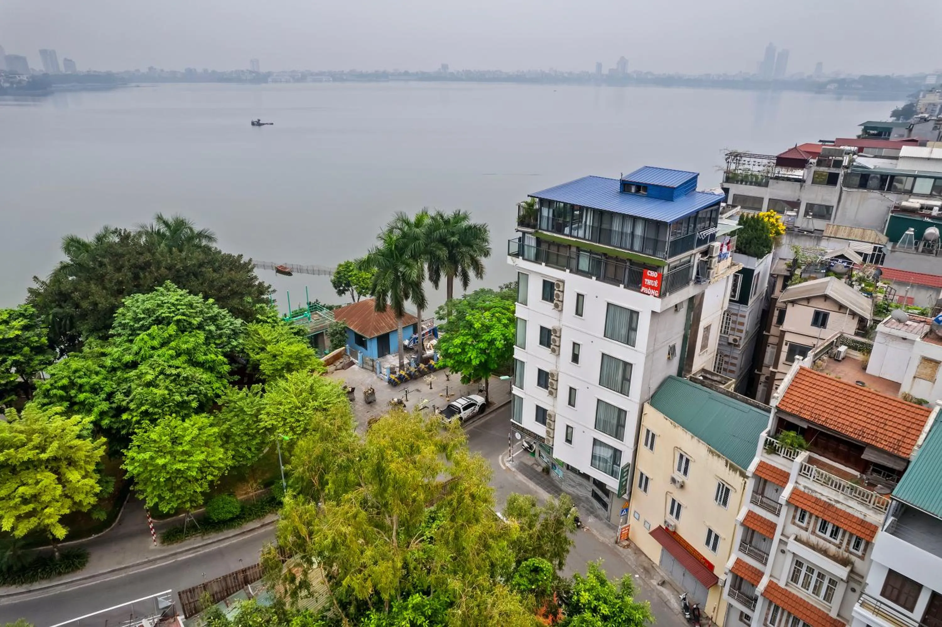 Property building in Lake View Hotel