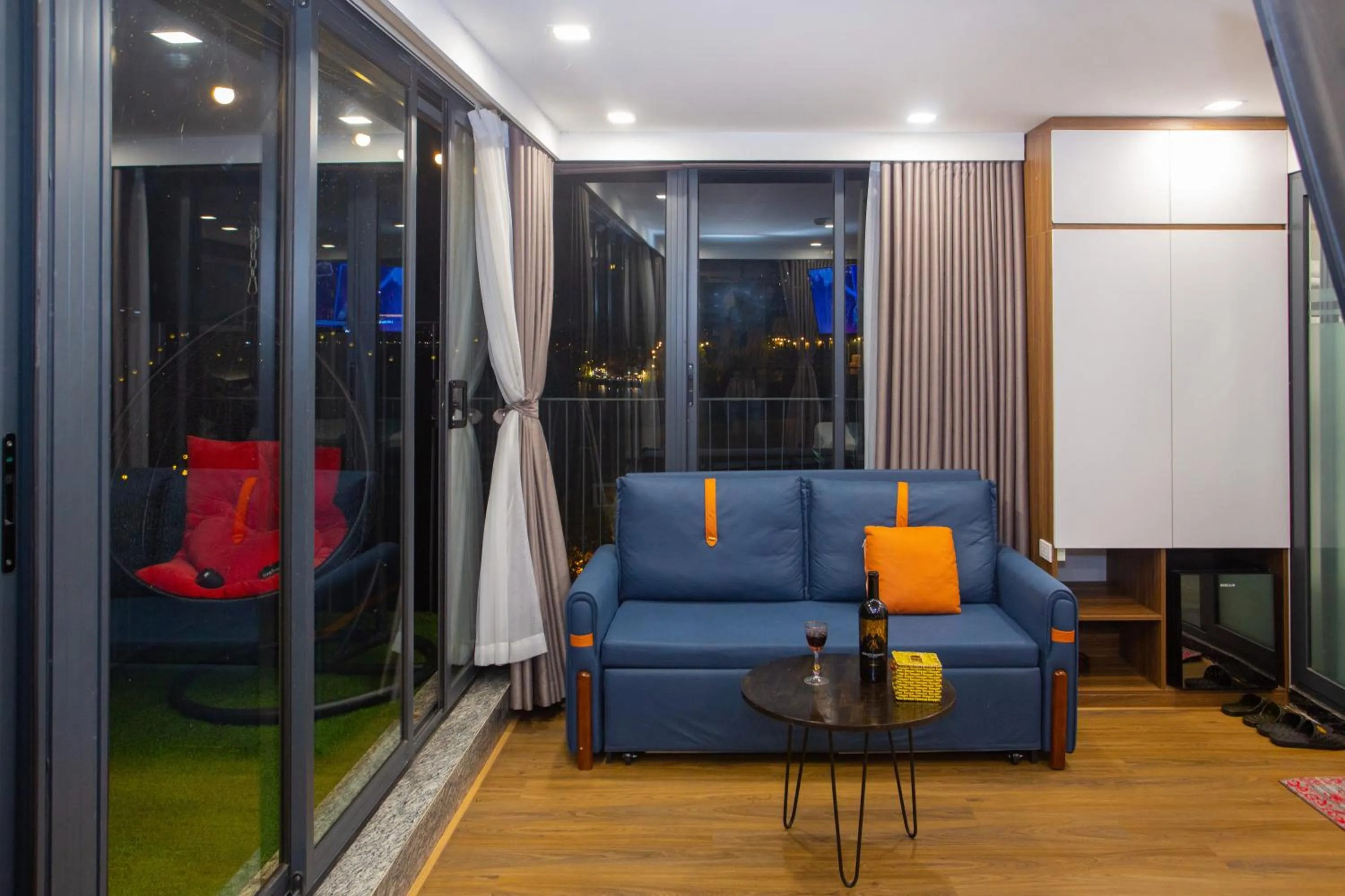 Patio in Lake View Hotel