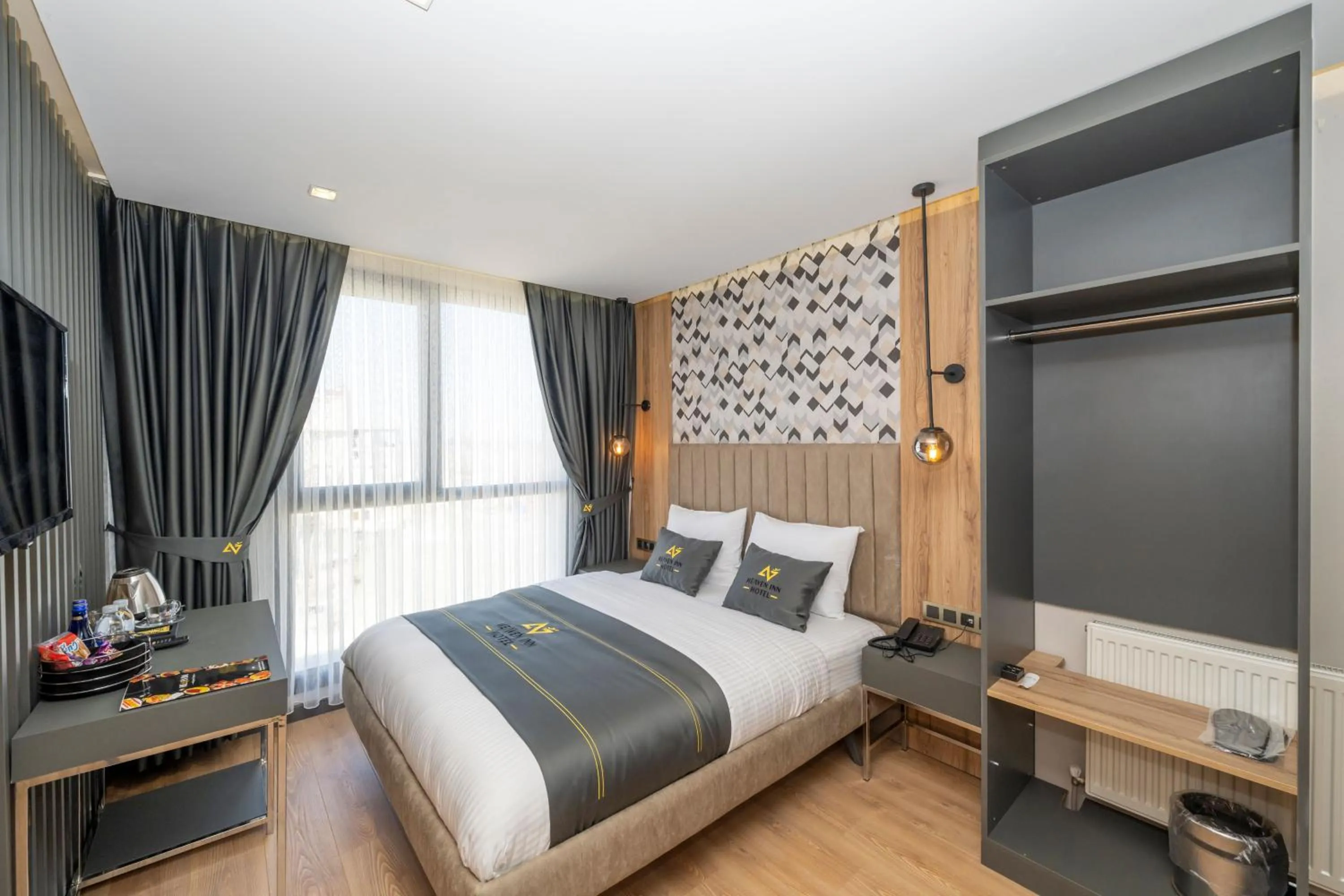 Bed in Heaven Inn Airport Hotel