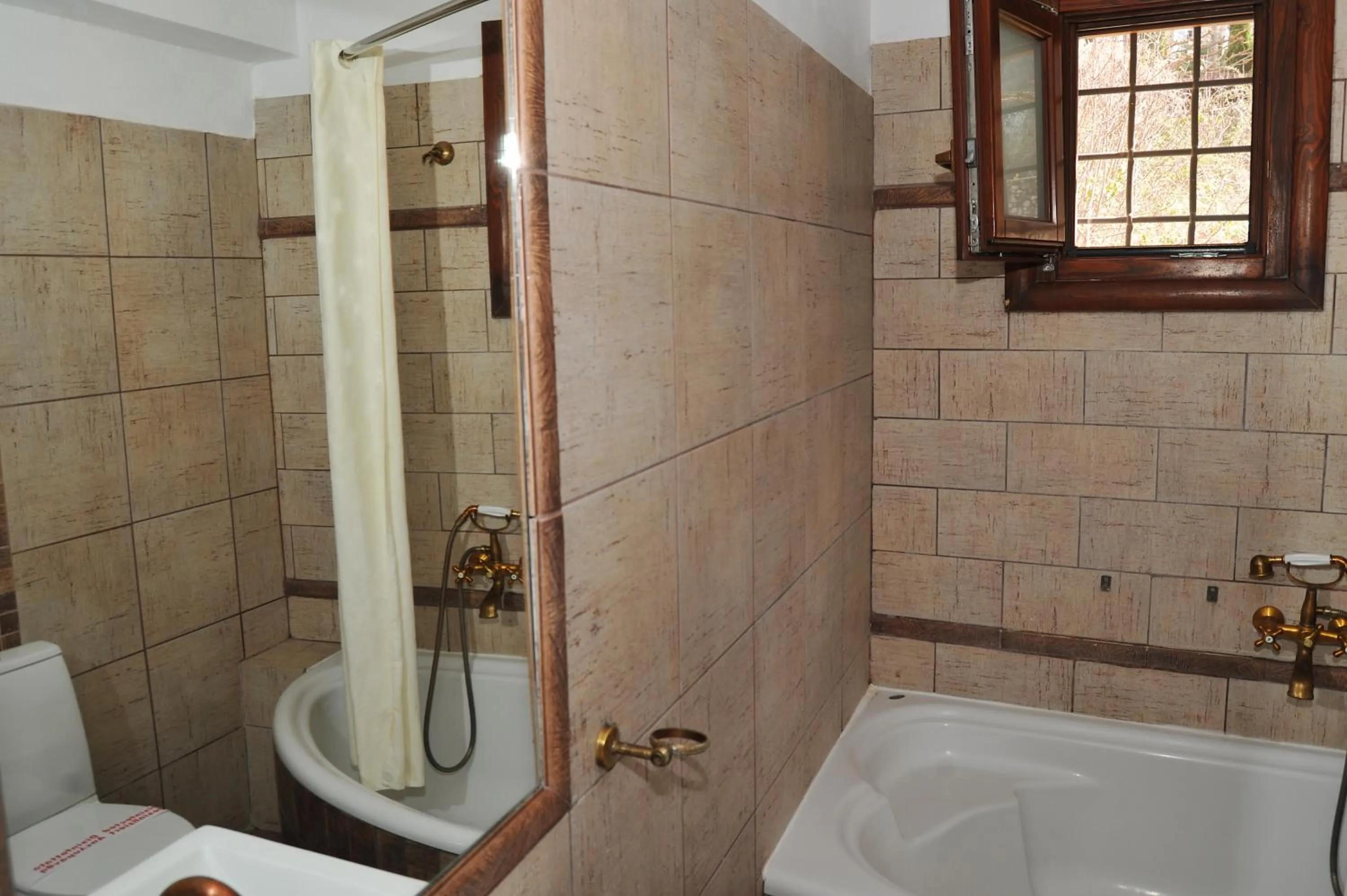 Bathroom in Archontiko Mesohori Meteora