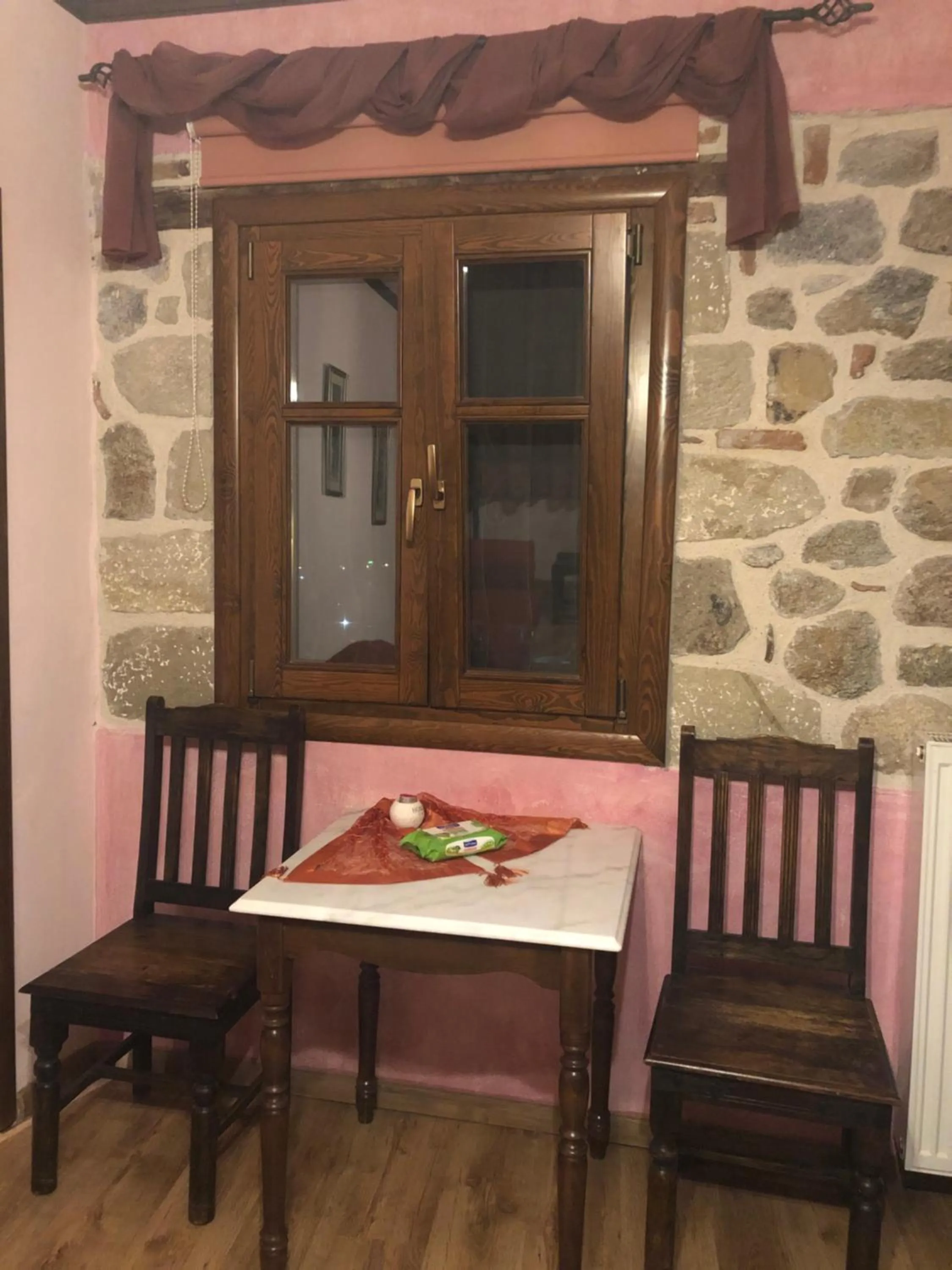 Decorative detail in Archontiko Mesohori Meteora