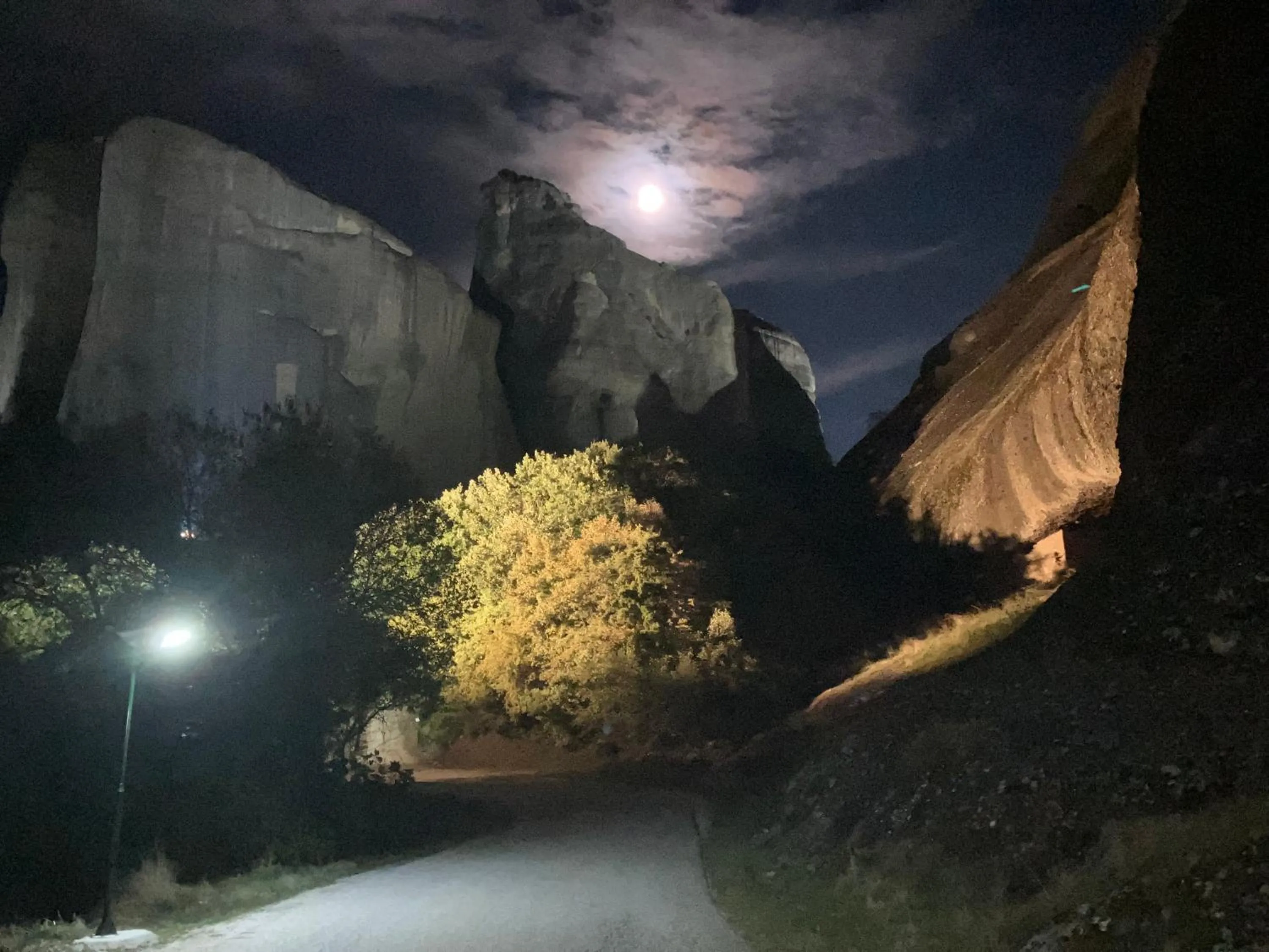 Night in Archontiko Mesohori Meteora