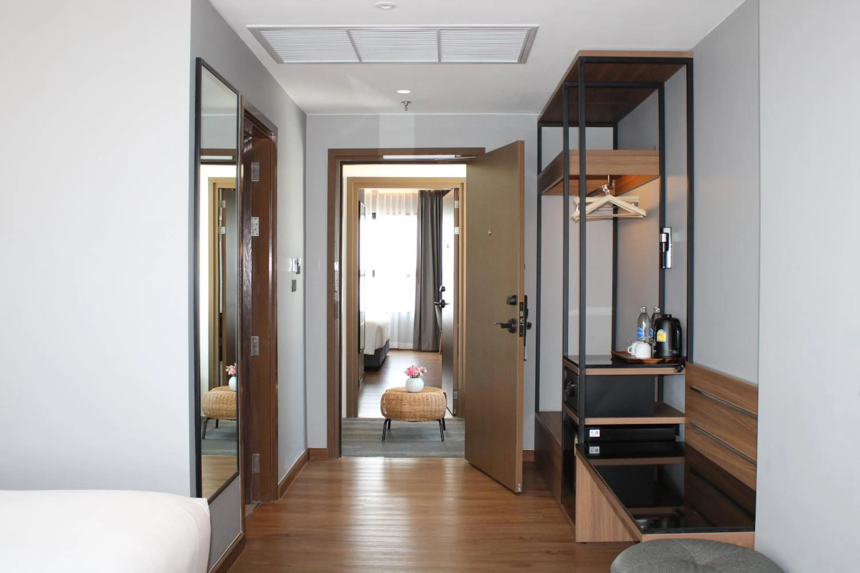 Photo of the whole room in Best Western Chatuchak