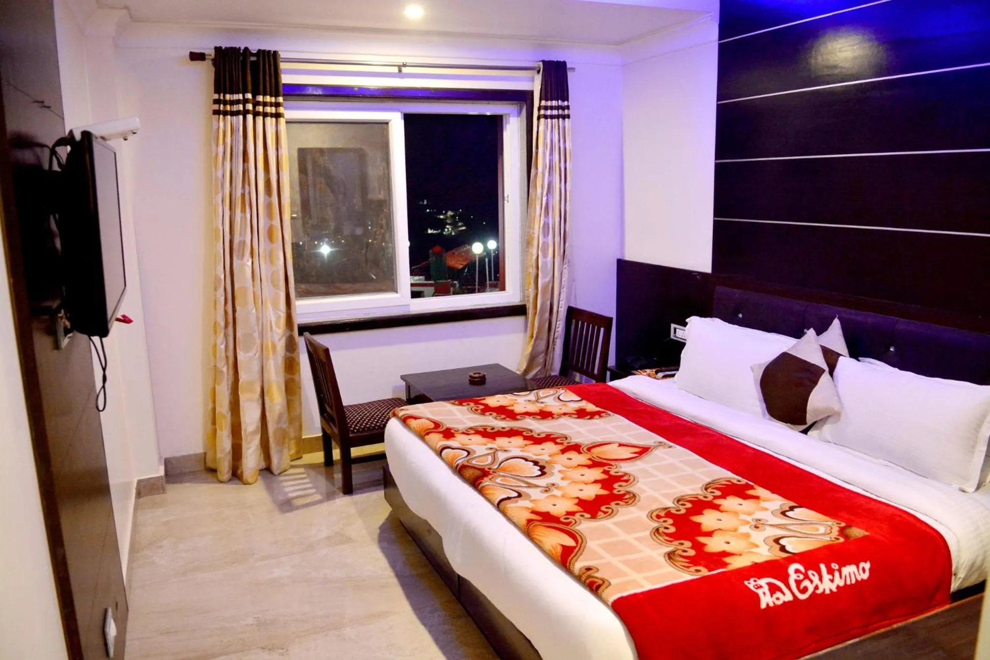 Bedroom in Hotel Kishna Palace