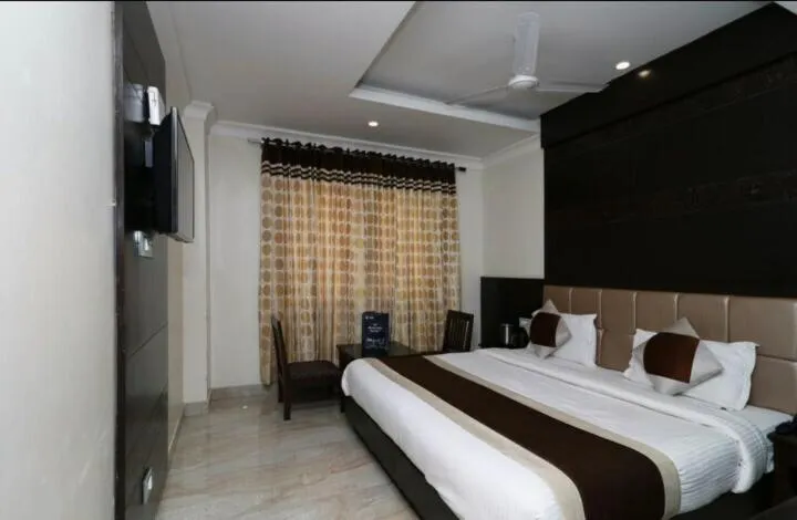 Bedroom in Hotel Kishna Palace