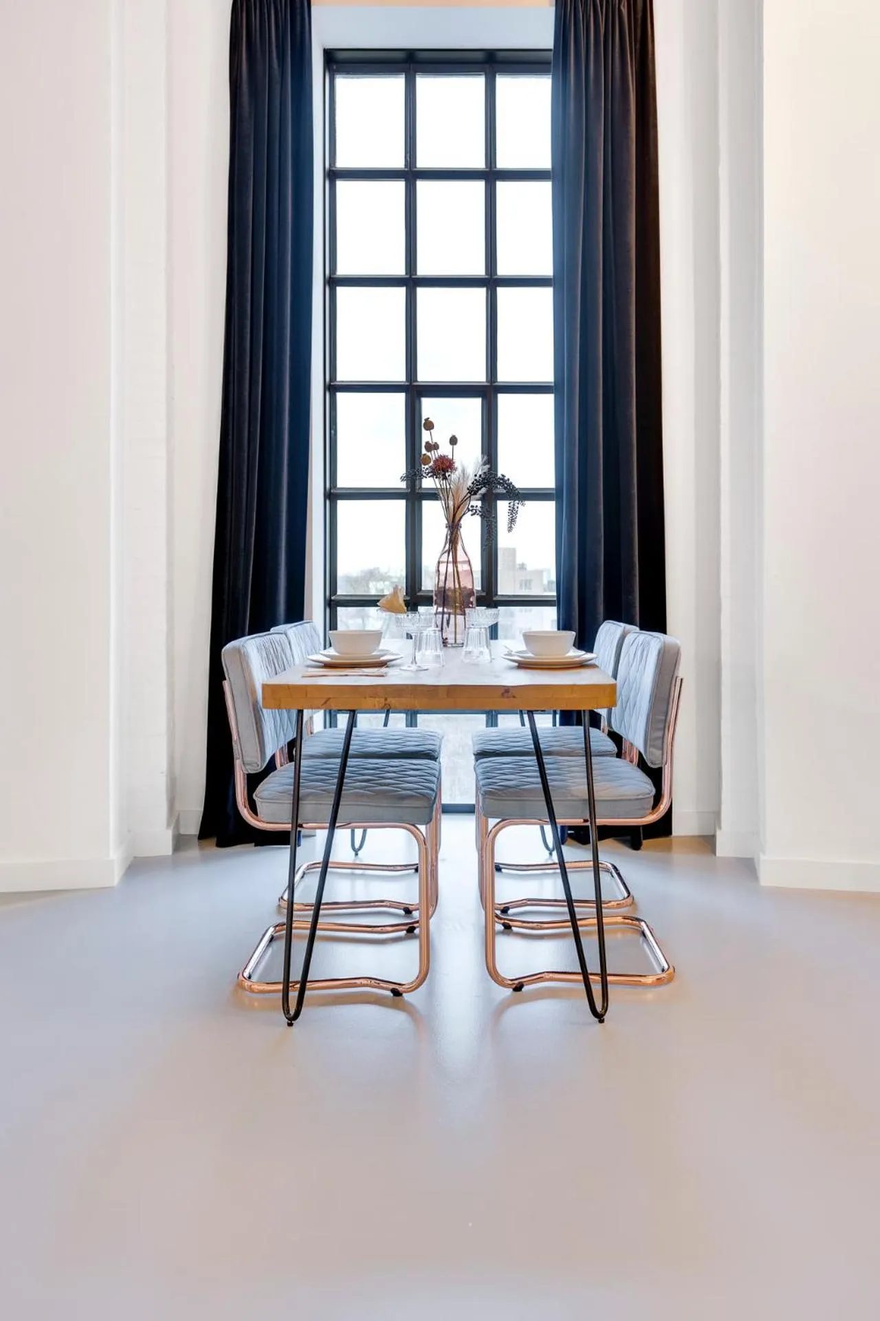 Dining area in Hotel Watertoren West