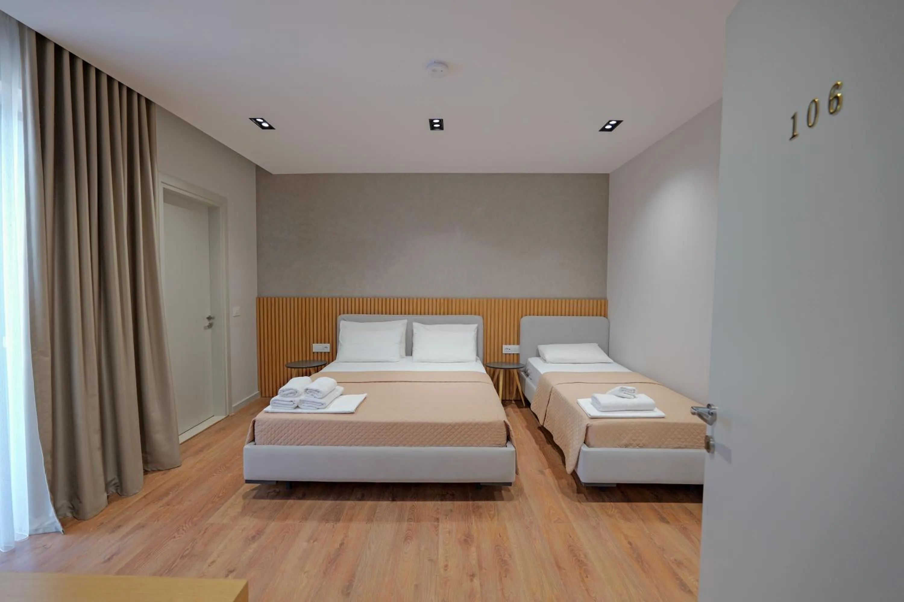 Photo of the whole room, Bed in Hotel Ajden by Mira Mare