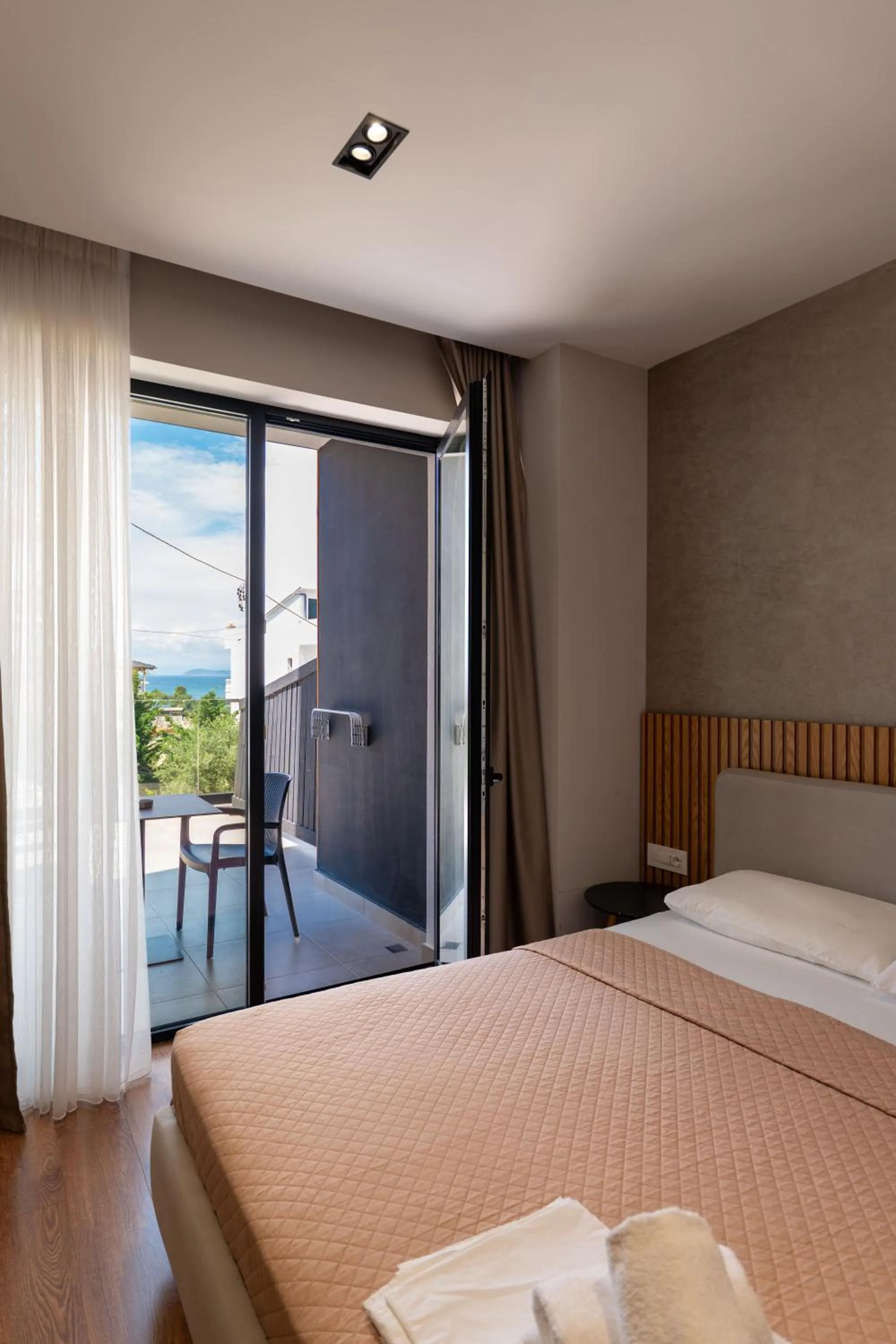 Photo of the whole room, Bed in Hotel Ajden by Mira Mare