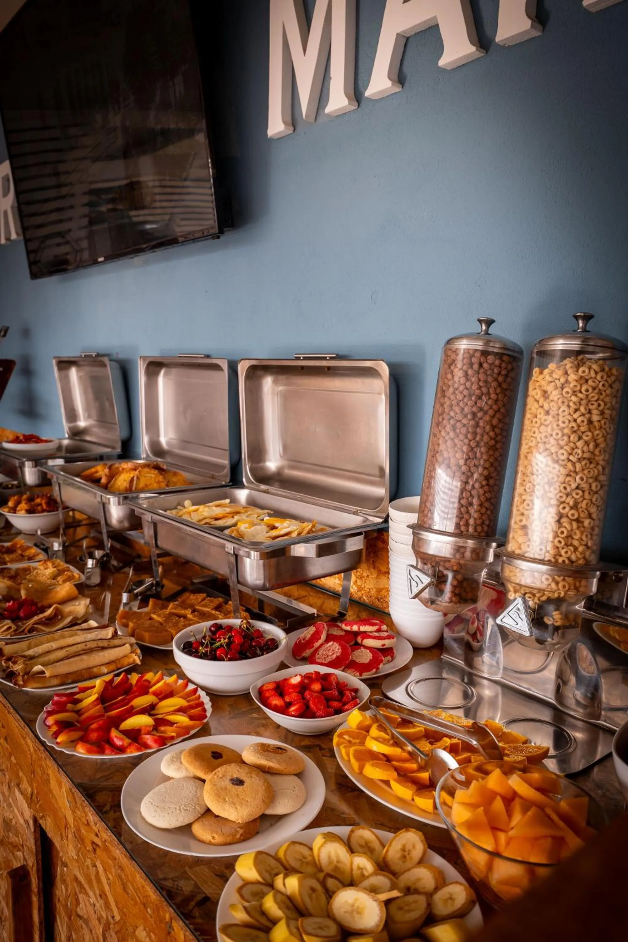 Food and drinks in Hotel Ajden by Mira Mare