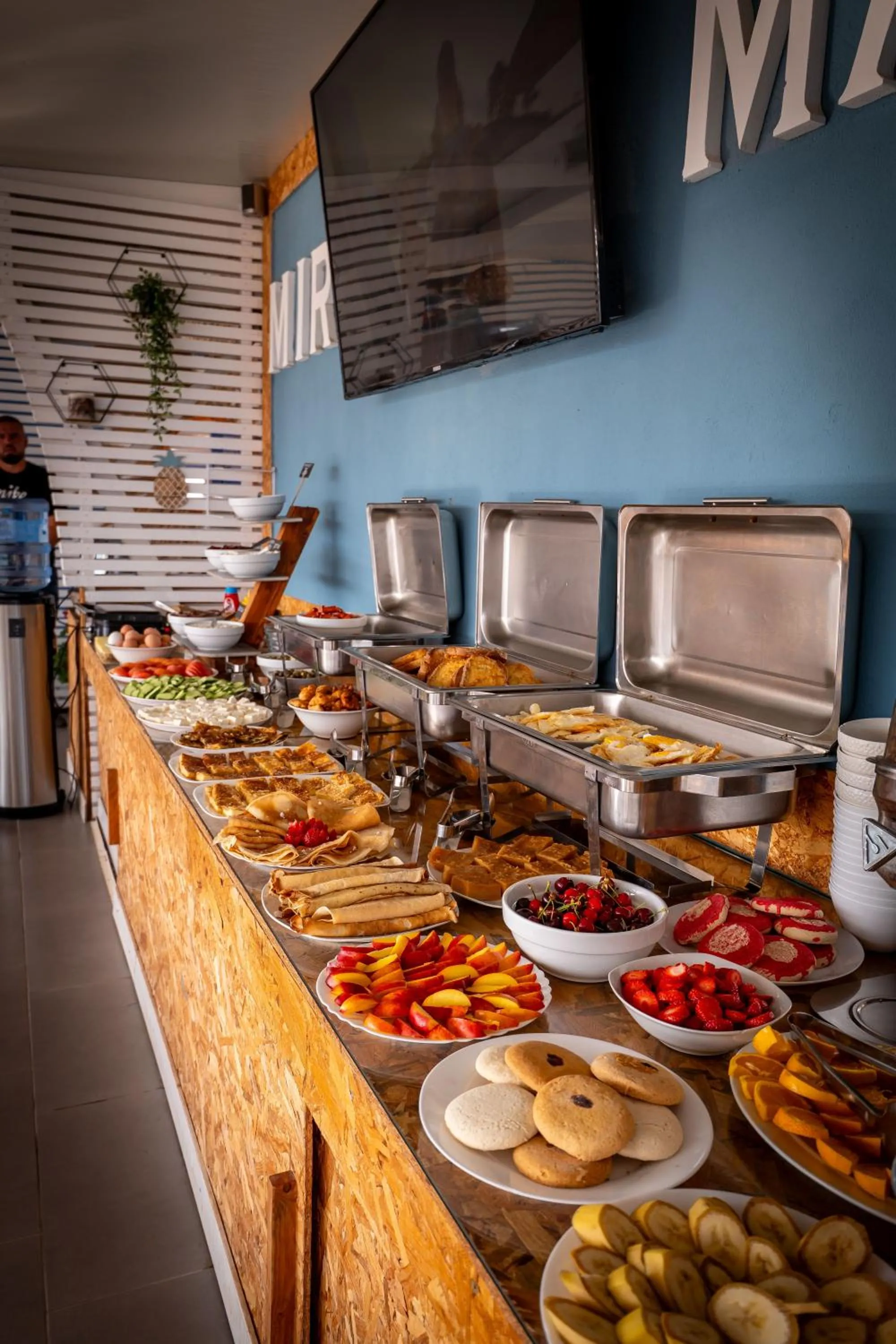 Food and drinks in Hotel Ajden by Mira Mare