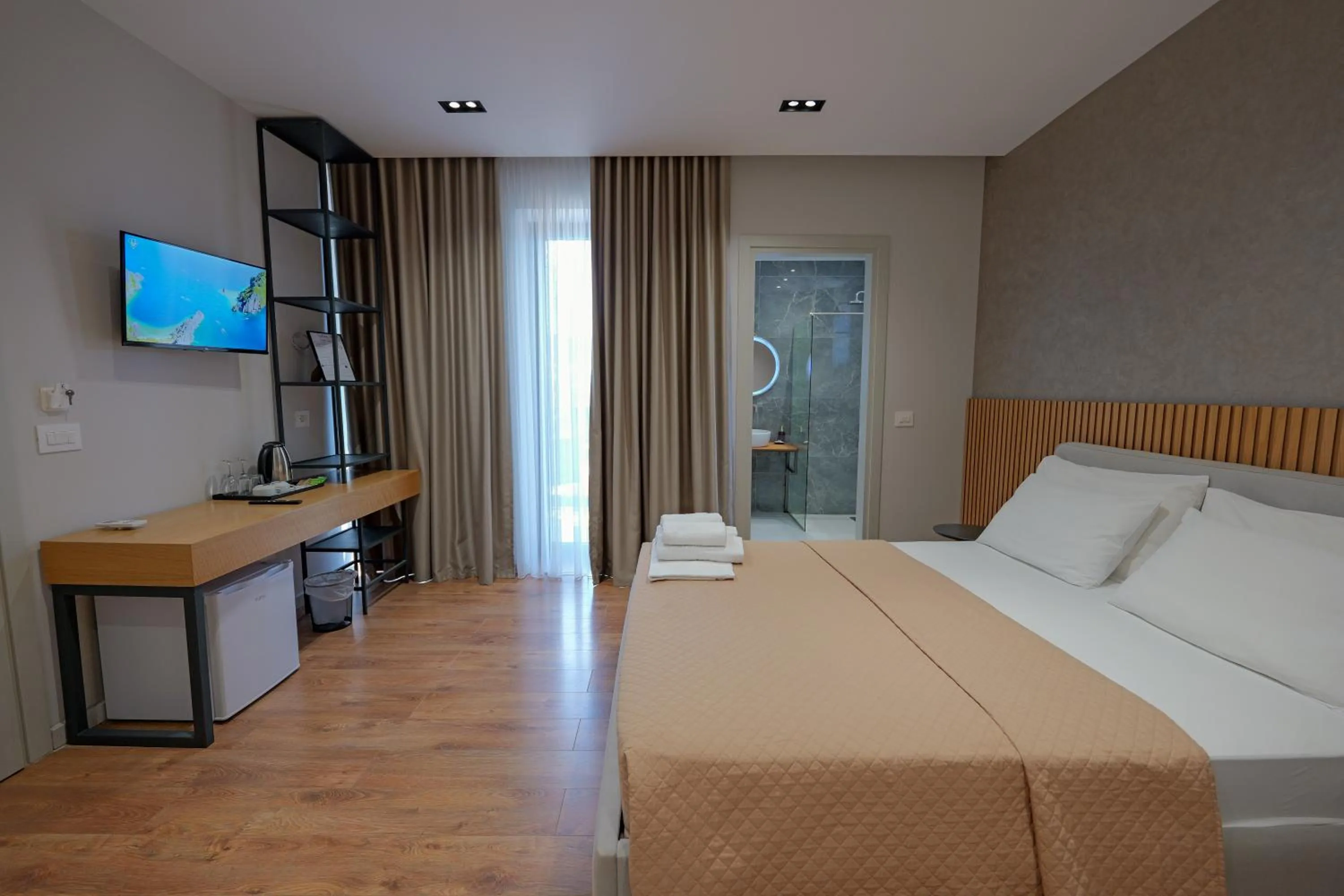 Photo of the whole room, Bed in Hotel Ajden by Mira Mare