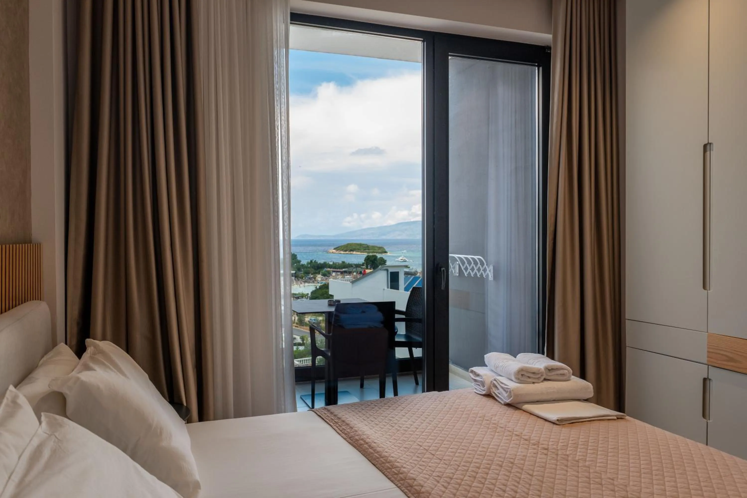 Photo of the whole room, Bed in Hotel Ajden by Mira Mare