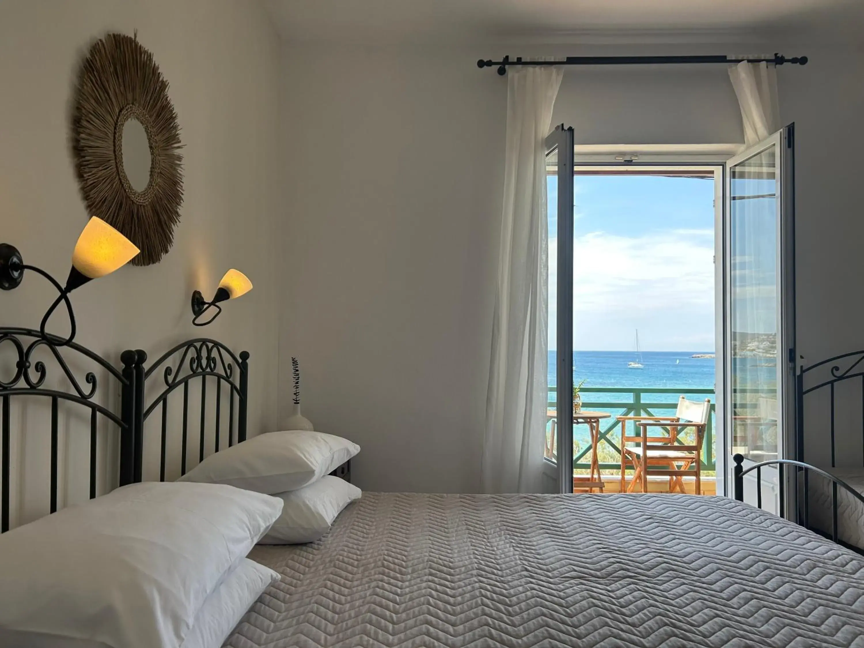 Double Room with Balcony and Sea View in Brazzera Hotel Double Room with Balcony and Sea View in Brazzera Hotel