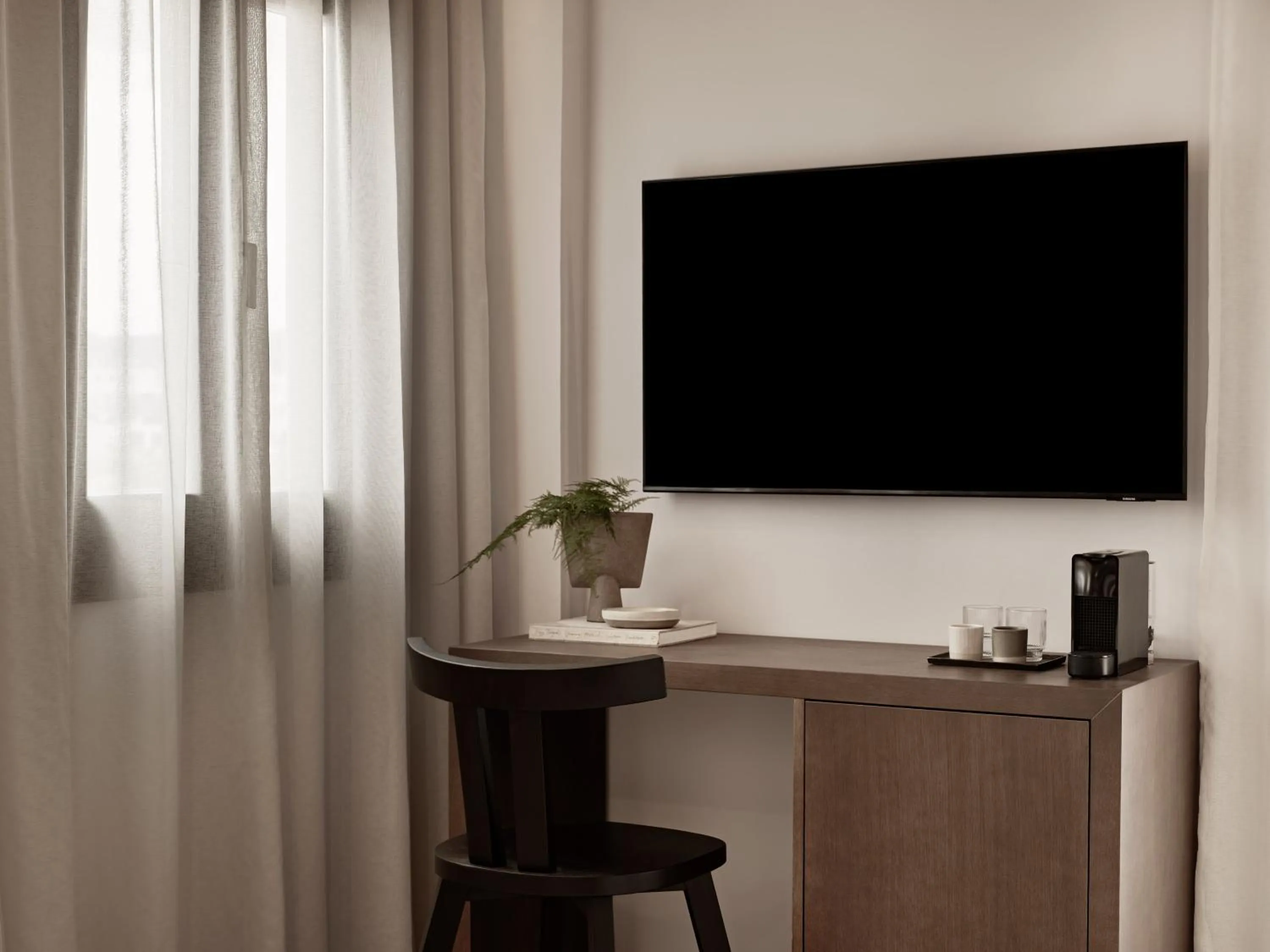 TV and multimedia in NAUMA PAROS Design Boutique Hotel