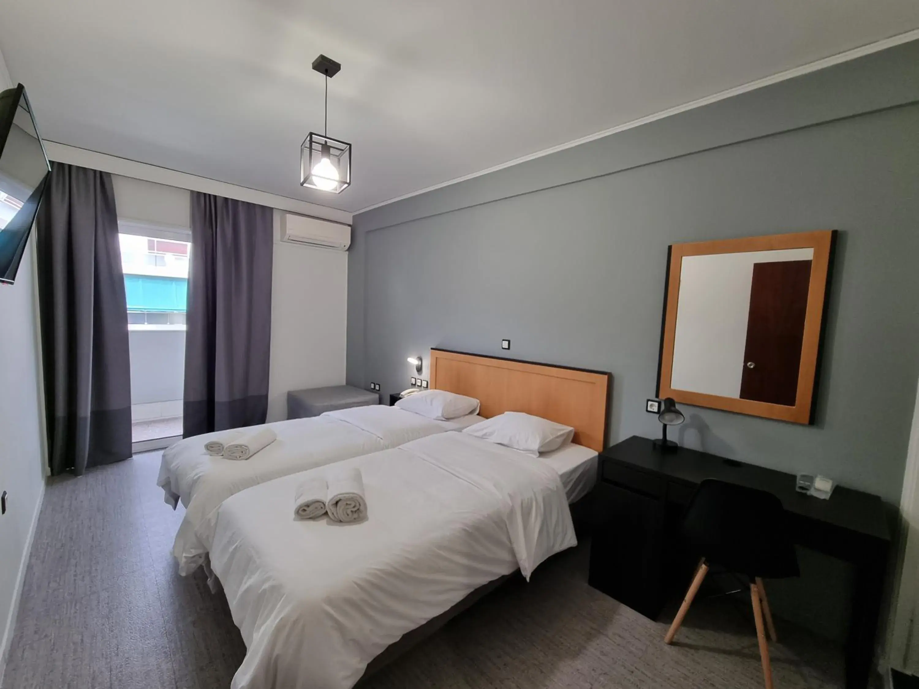 Superior Double or Twin Room - single occupancy in Savoy Hotel Superior Double or Twin Room - single occupancy in Savoy Hotel