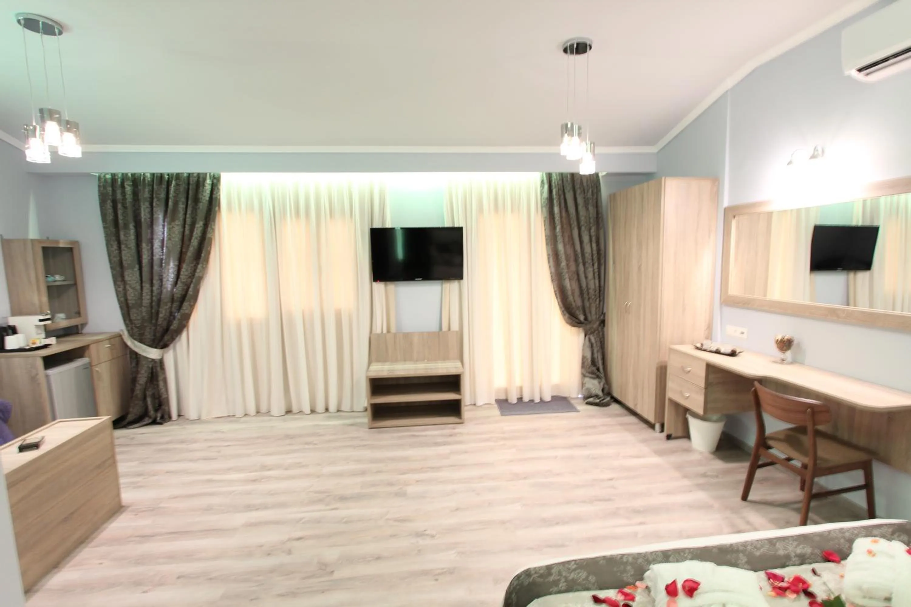 TV and multimedia in Hotel Mallas