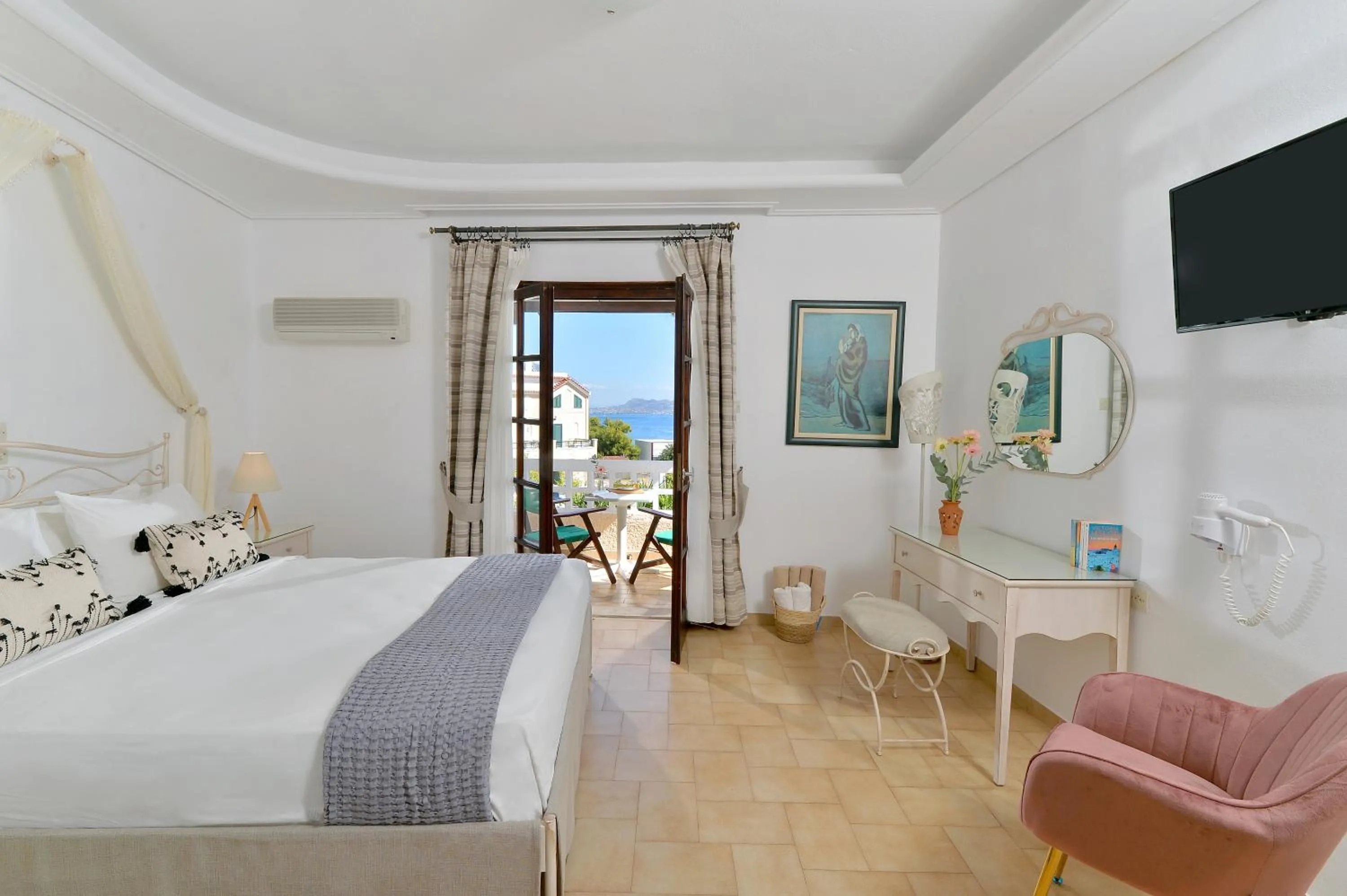 Bedroom, Bed in Vasilaras Hotel