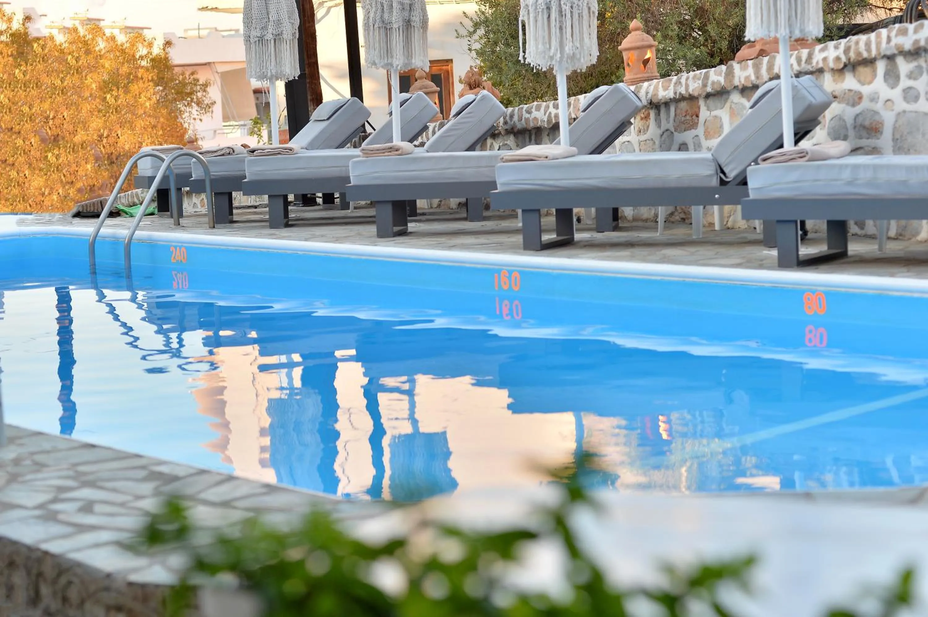 Swimming pool in Vasilaras Hotel