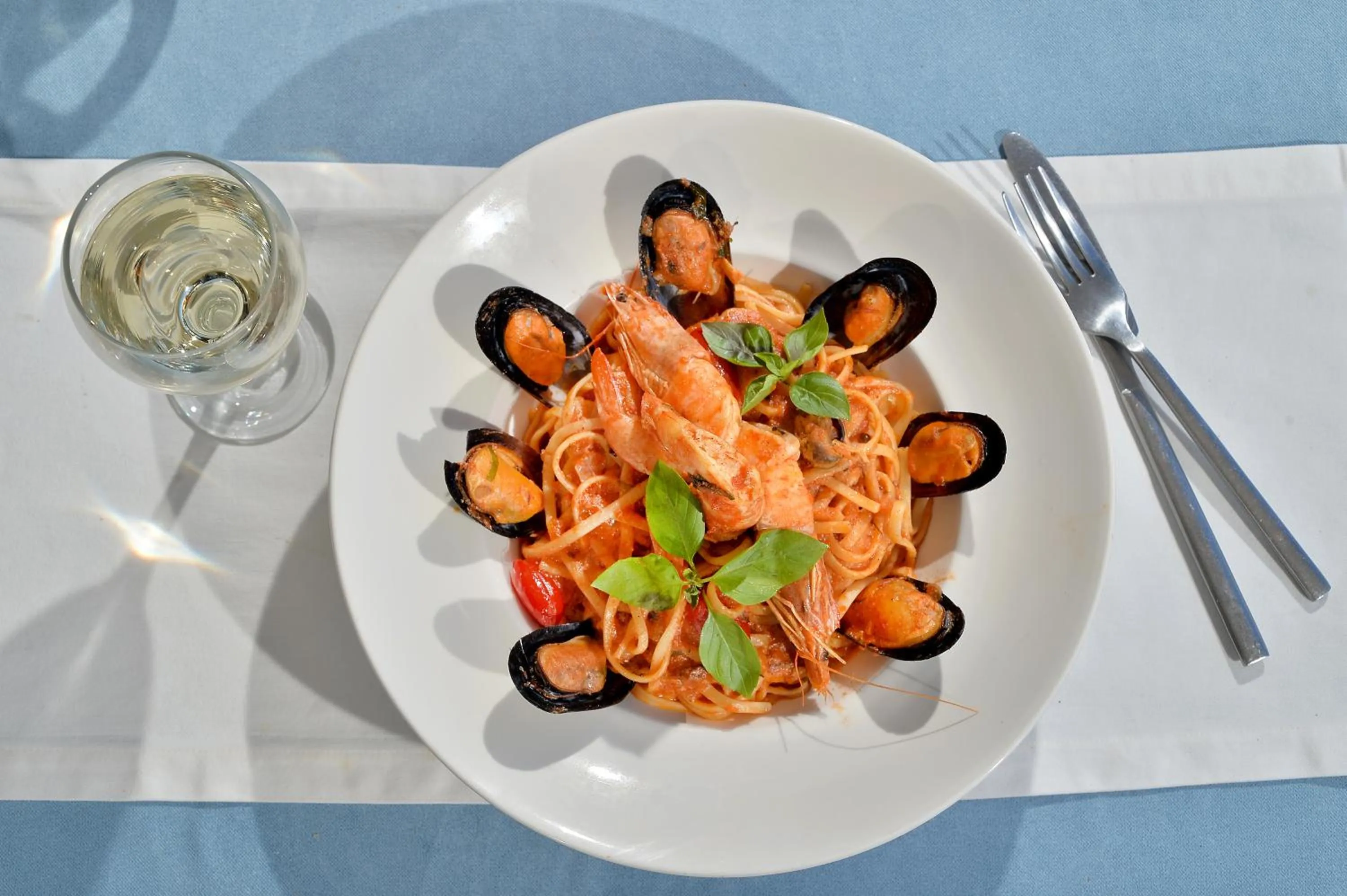 Restaurant/places to eat in Vasilaras Hotel