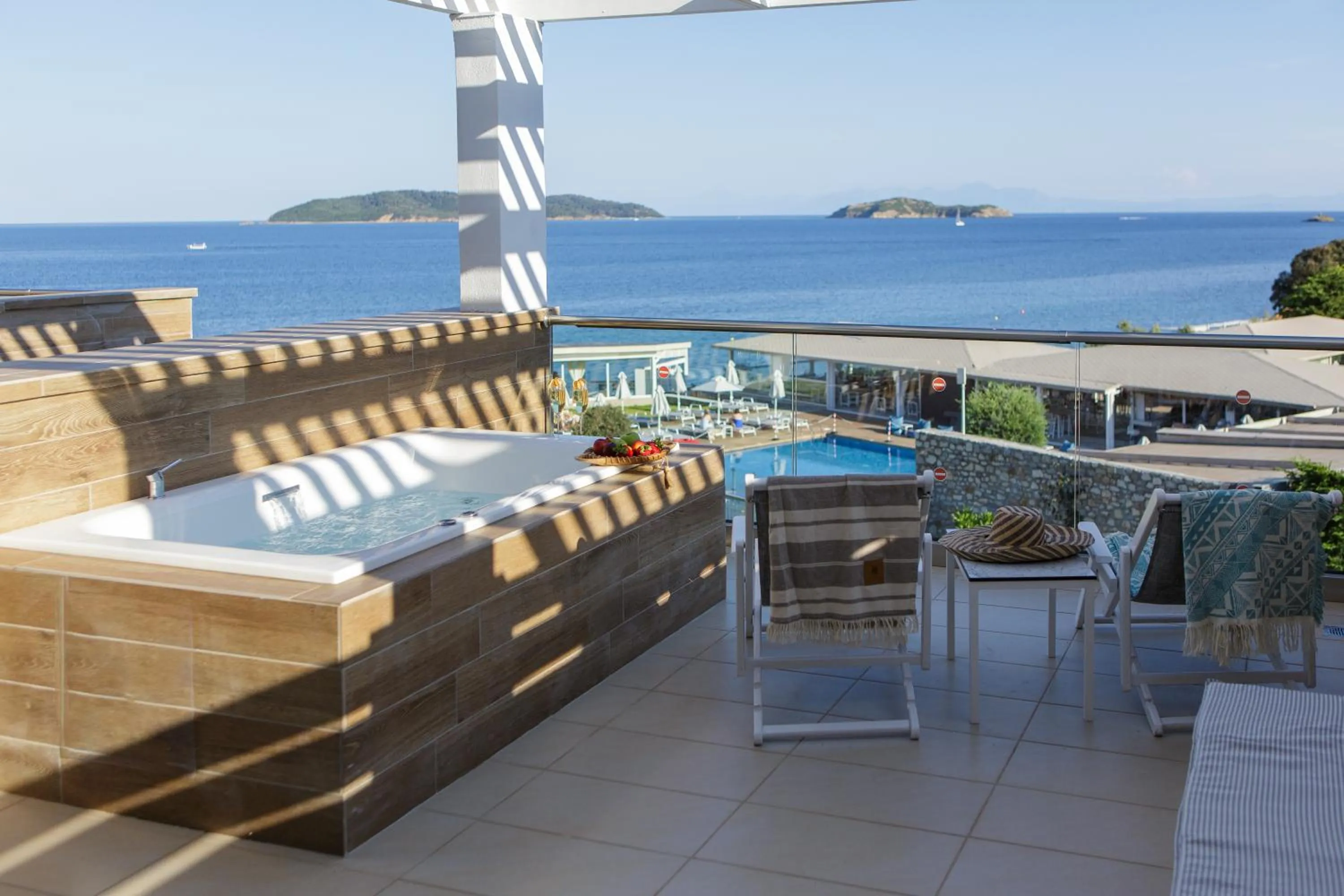 Kassandra Bay Resort, Suites & Spa