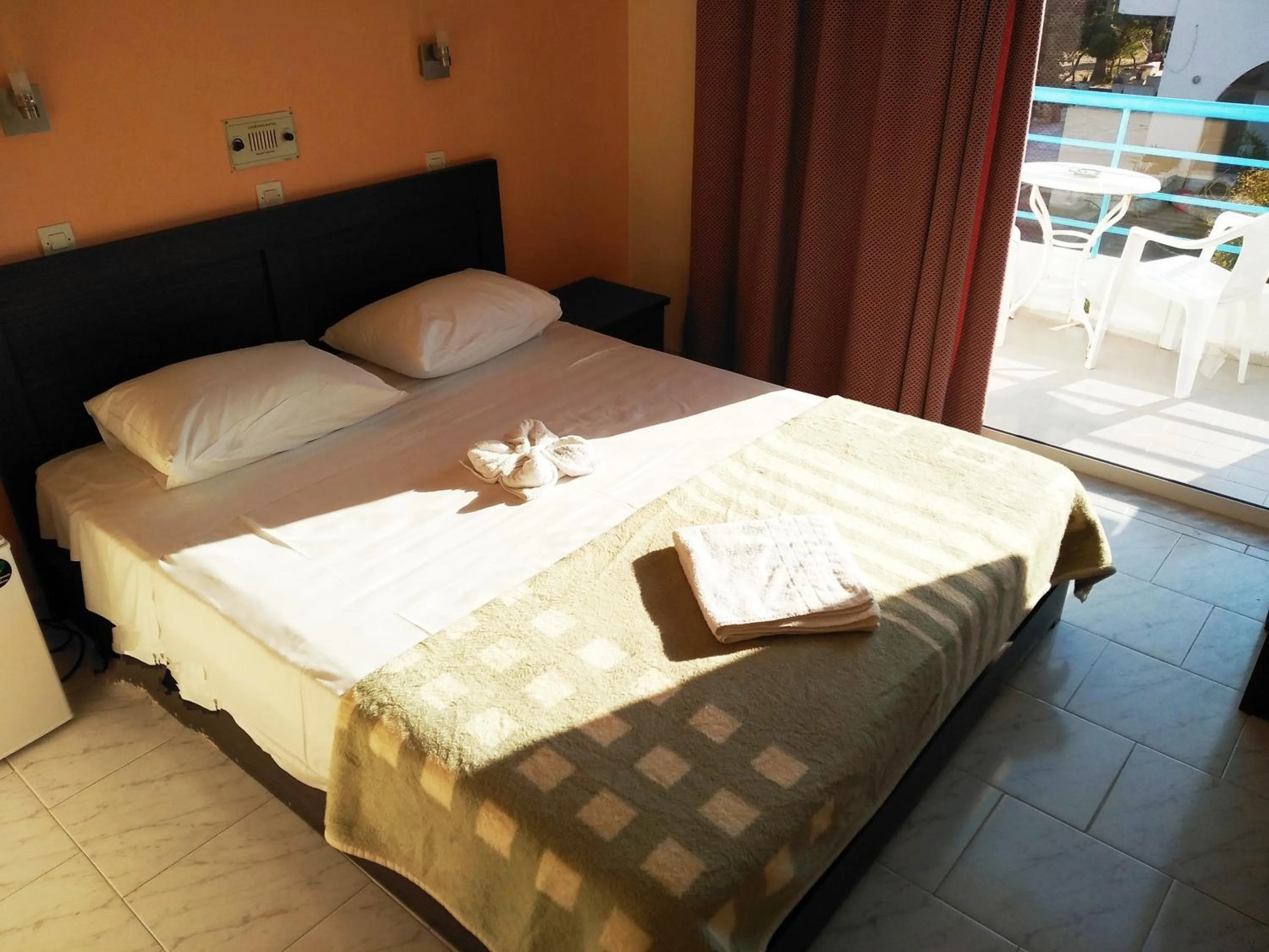 Bedroom, Bed in Leonidas Hotel & Studios